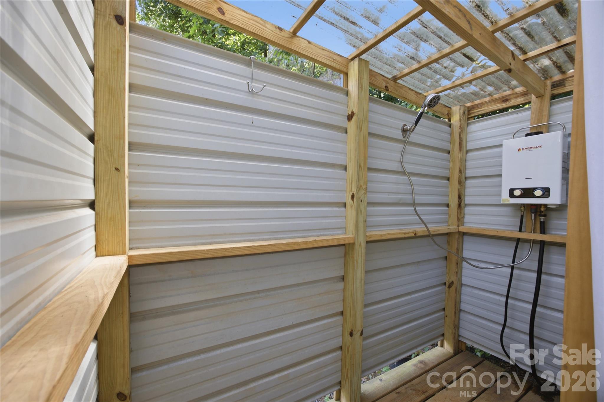 main property photo 41