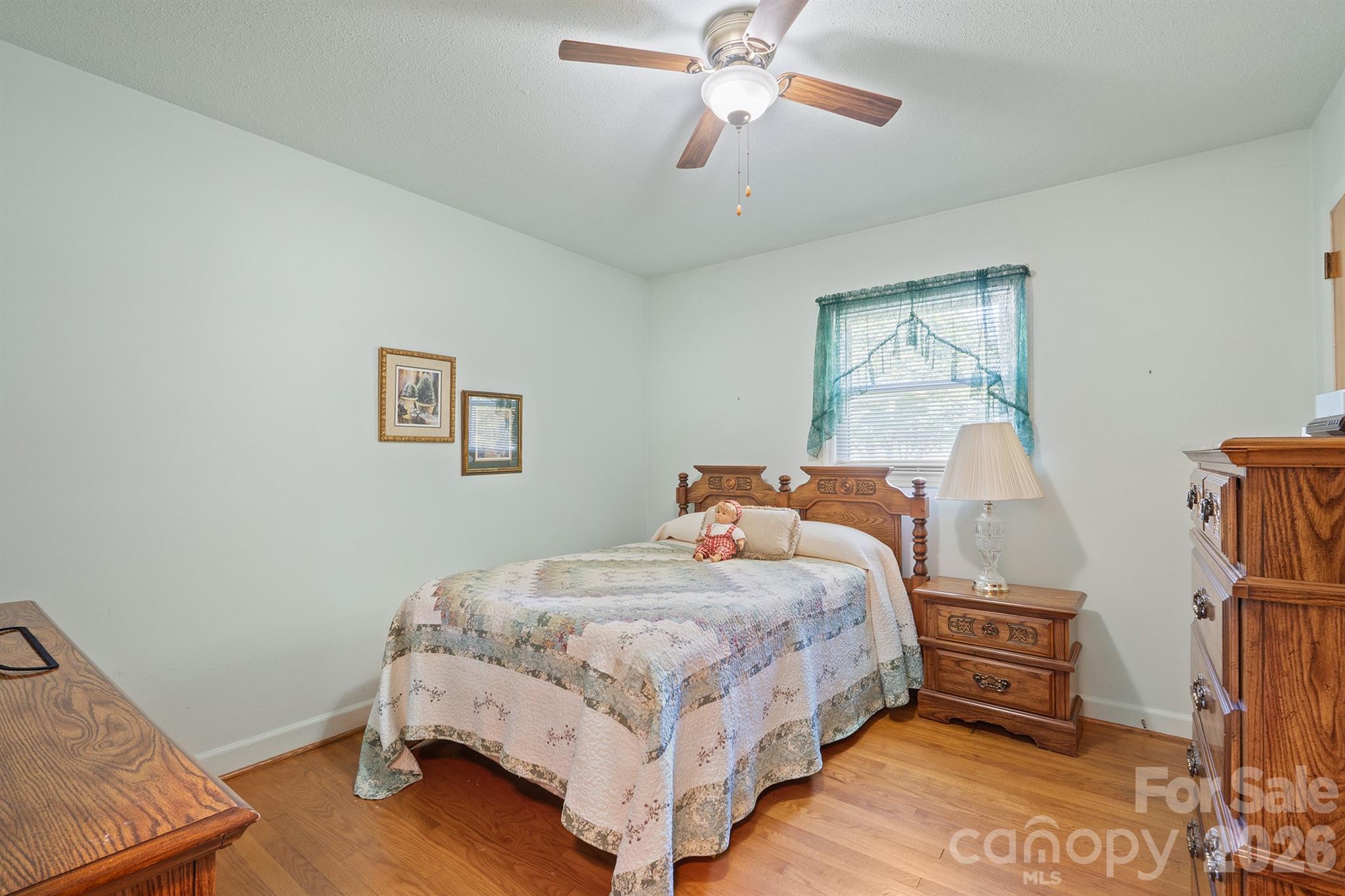 main property photo 14