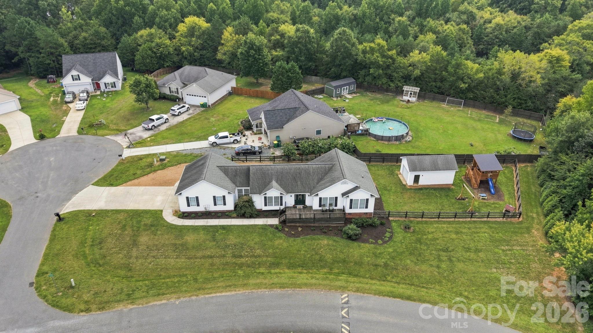 main property photo 44