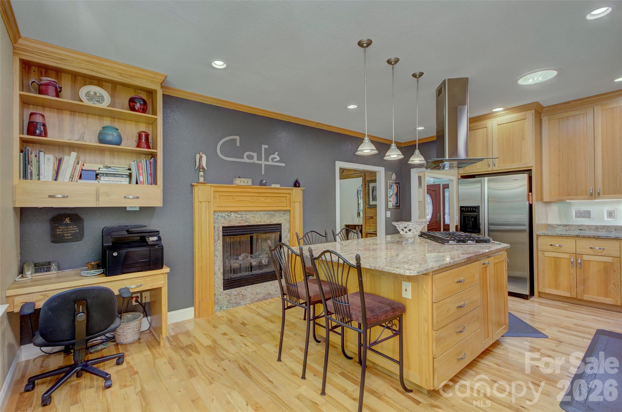 main property photo 7