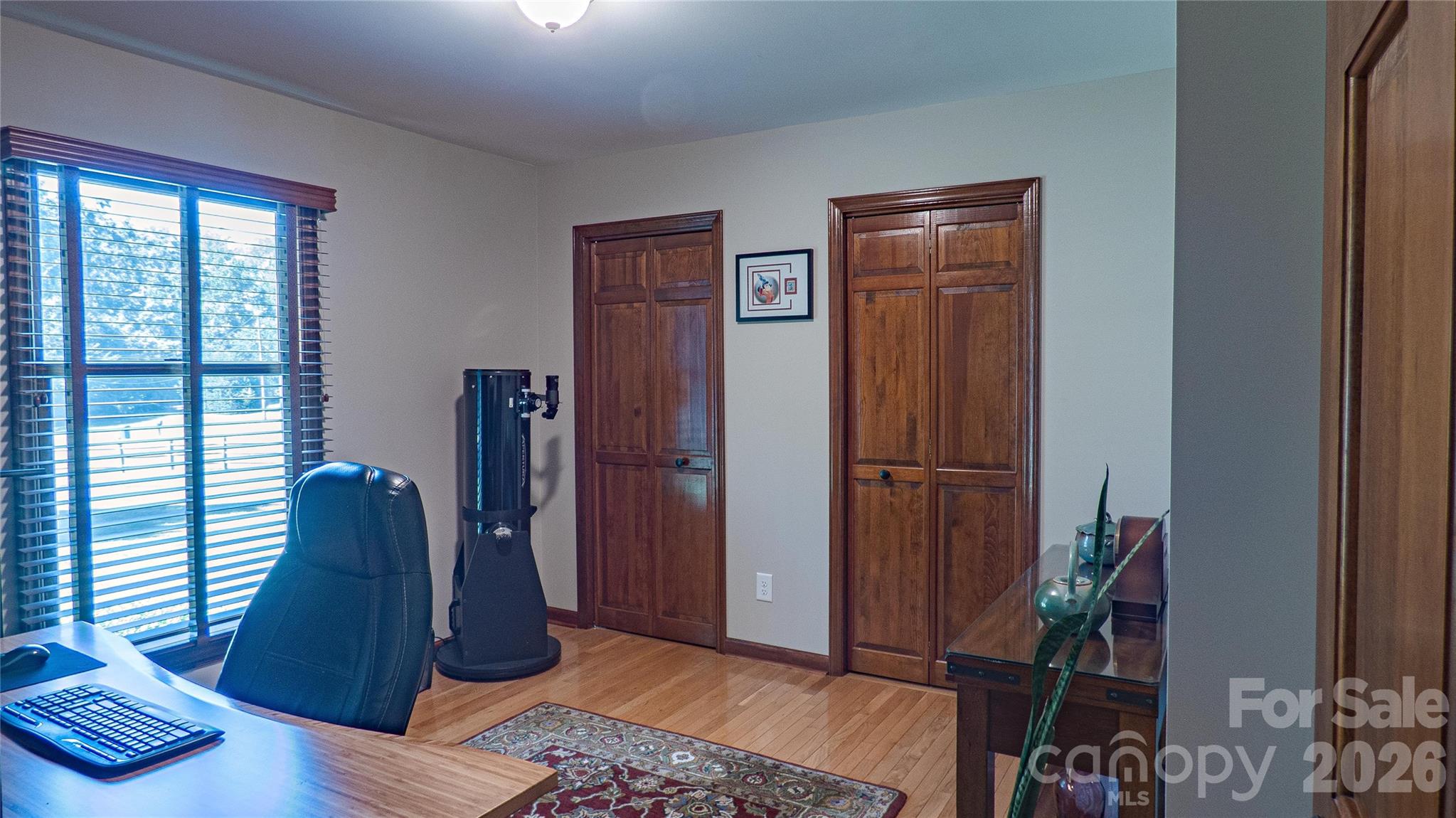main property photo 20