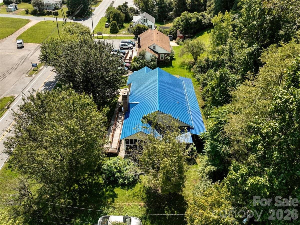 main property photo 45