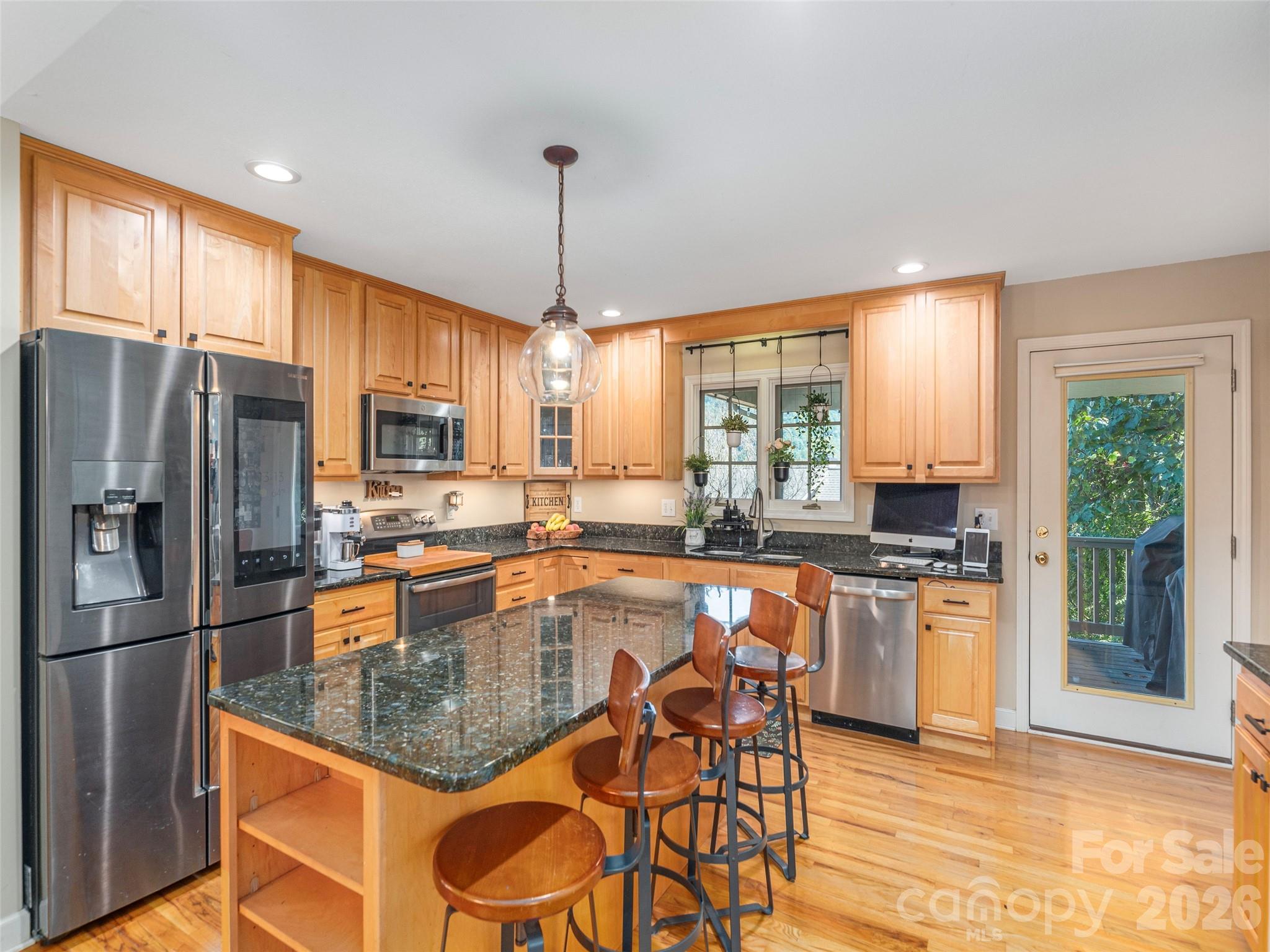main property photo 12
