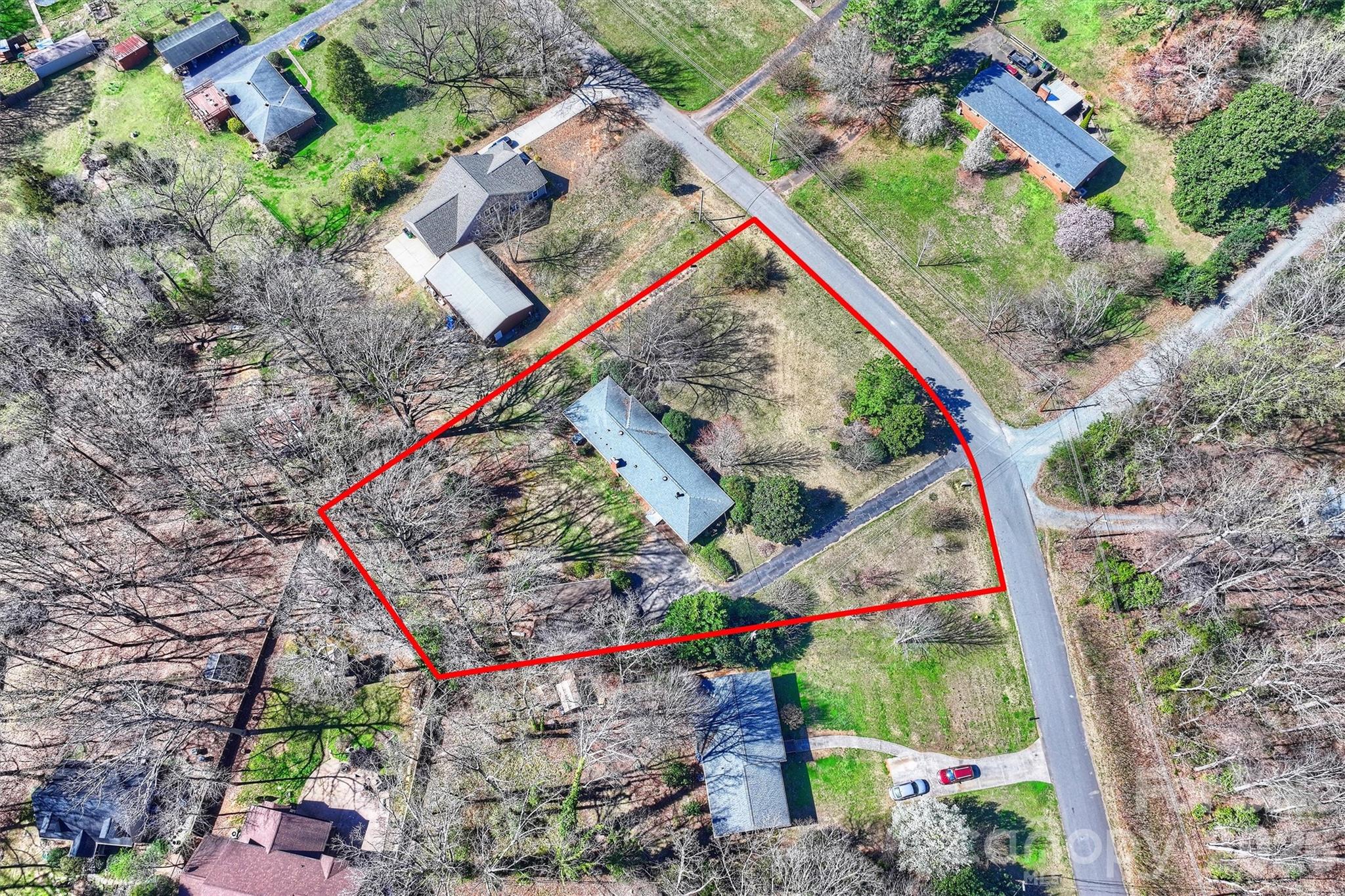 main property photo 35