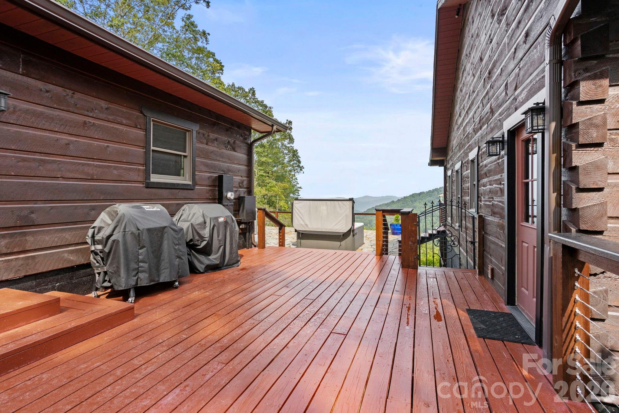main property photo 40