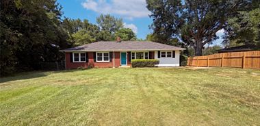 image of property with 2 Bed | 2 Bath | 1,405 Sqft