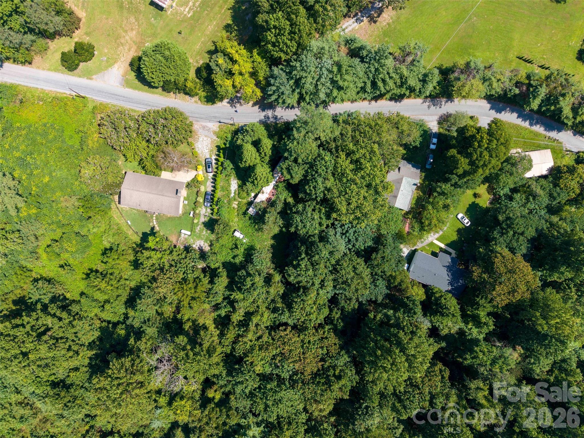 main property photo 6