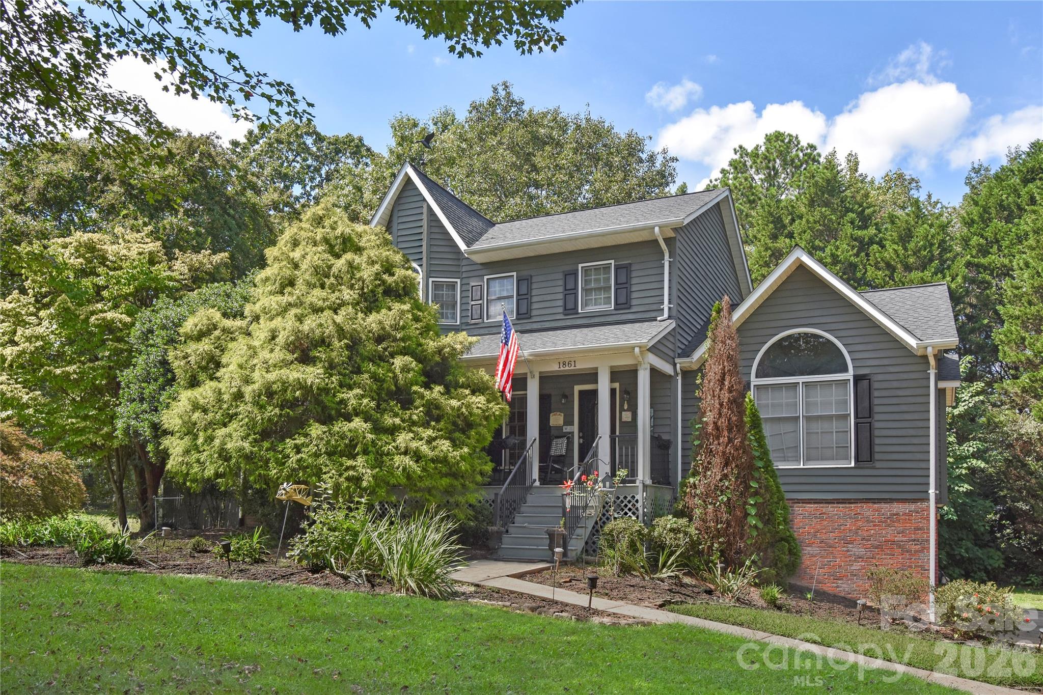 main property photo 1