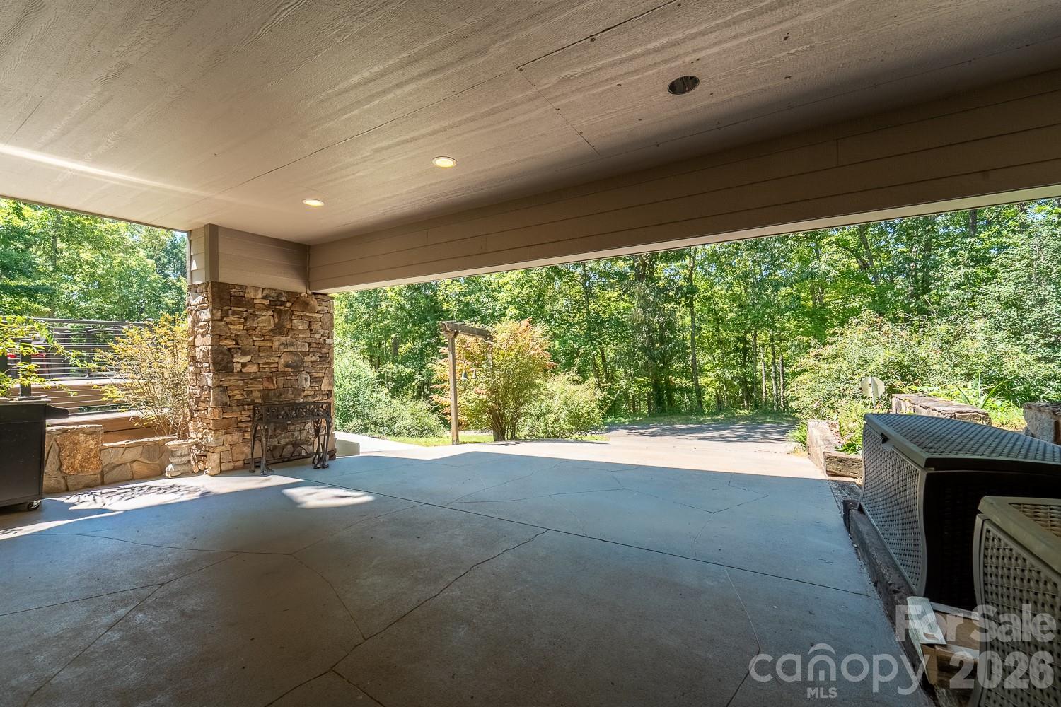 main property photo 47
