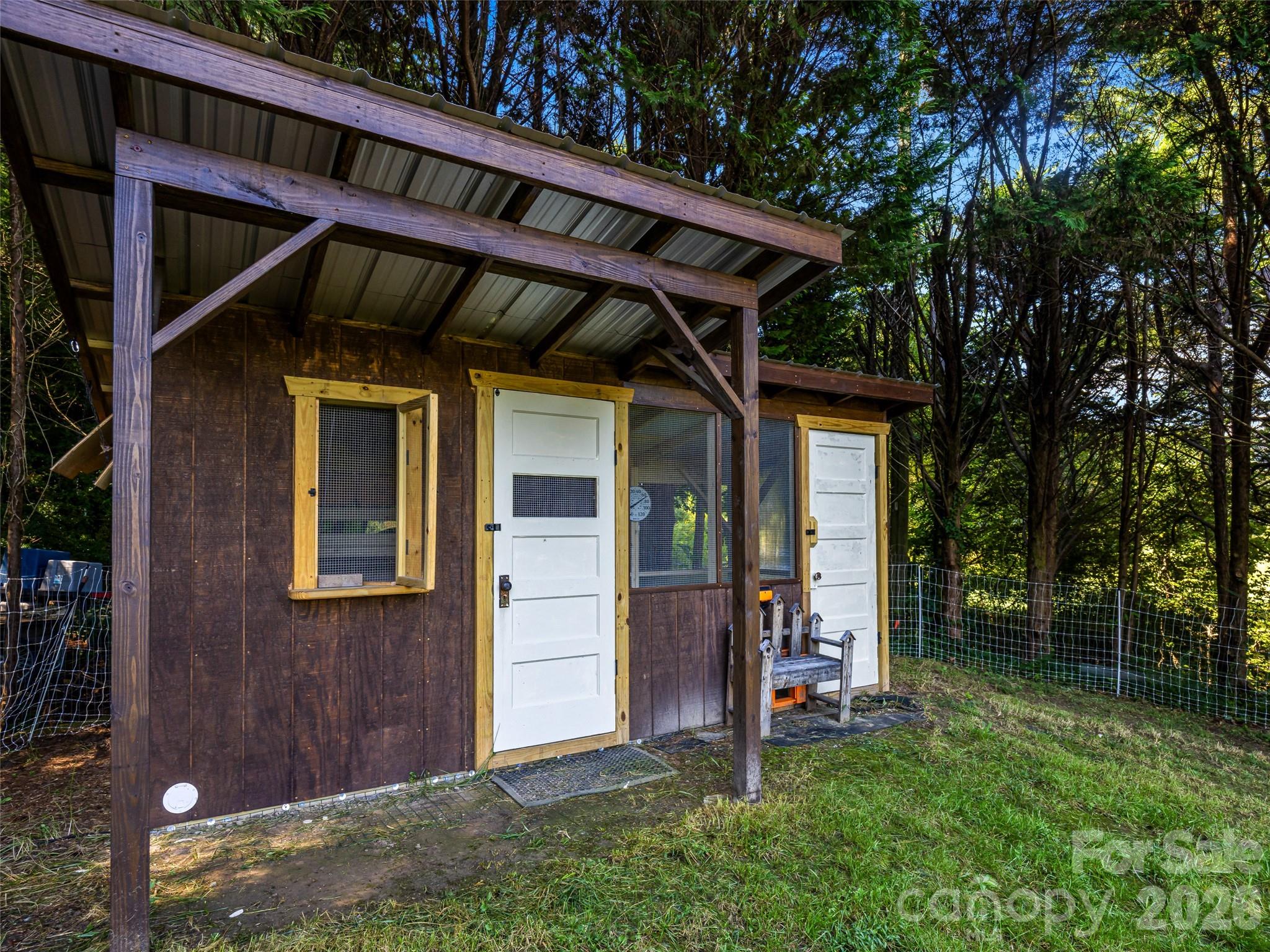 main property photo 38