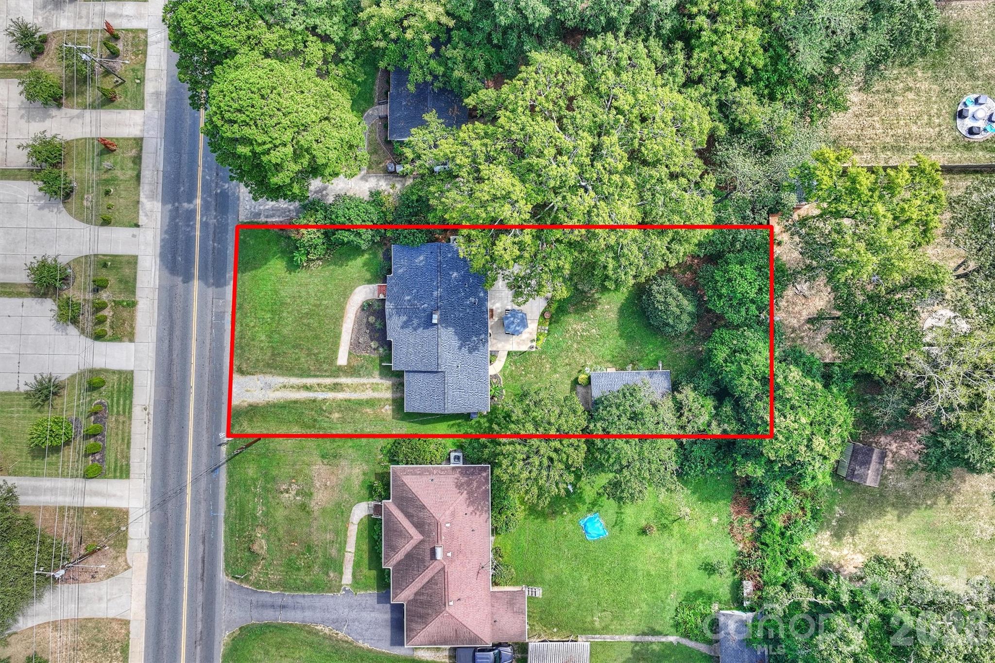 main property photo 42