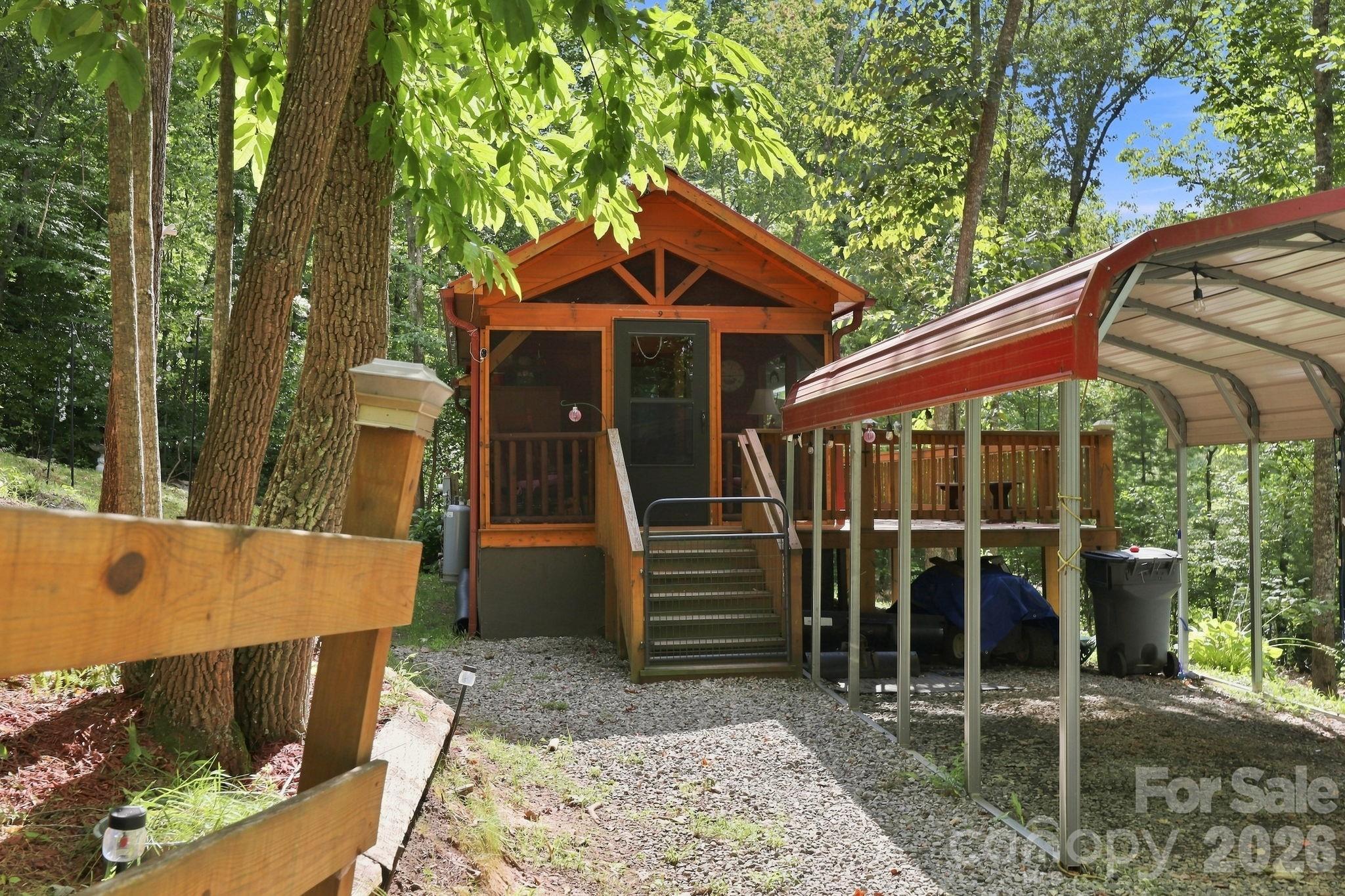 main property photo 20