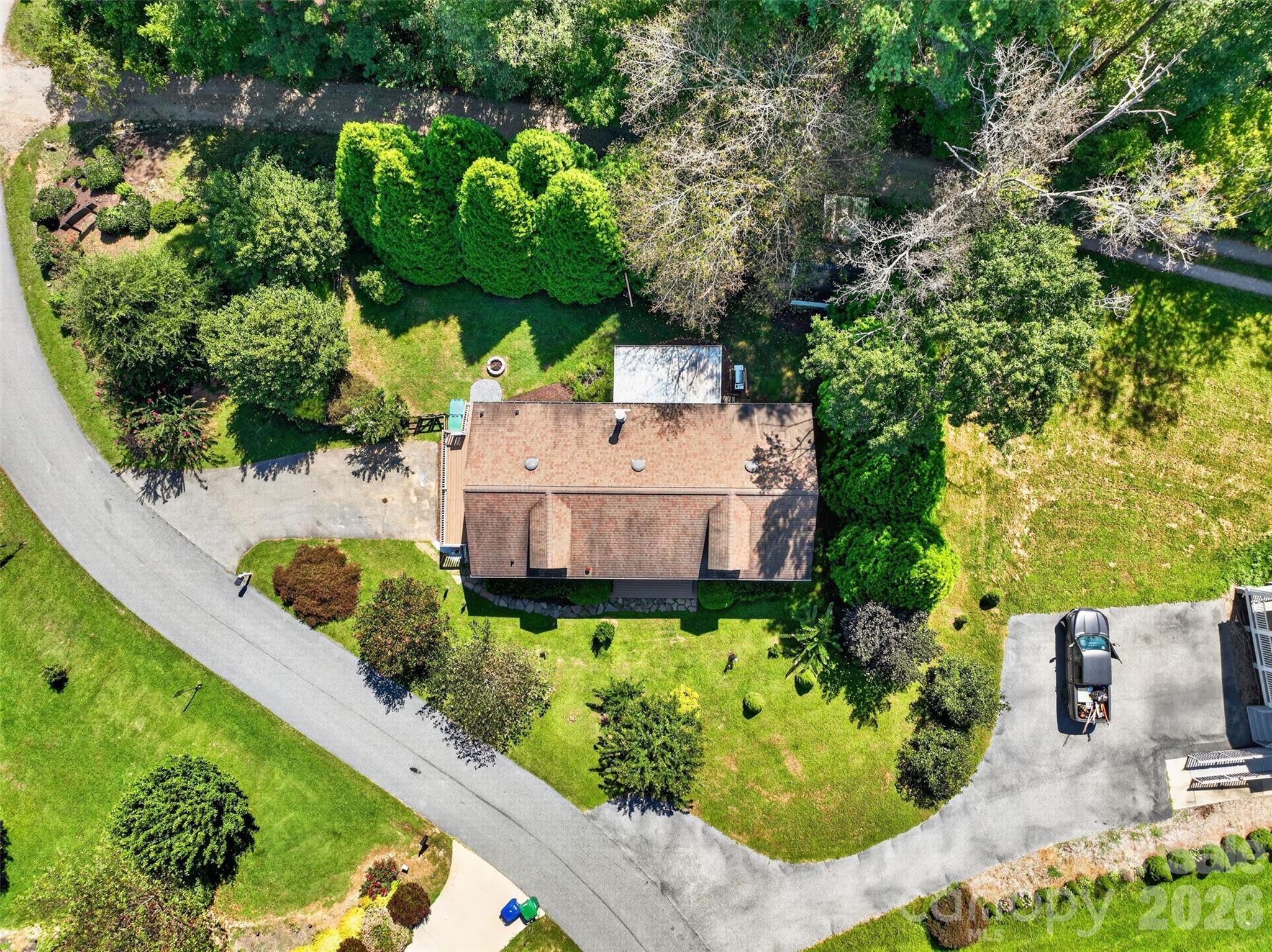 main property photo 31