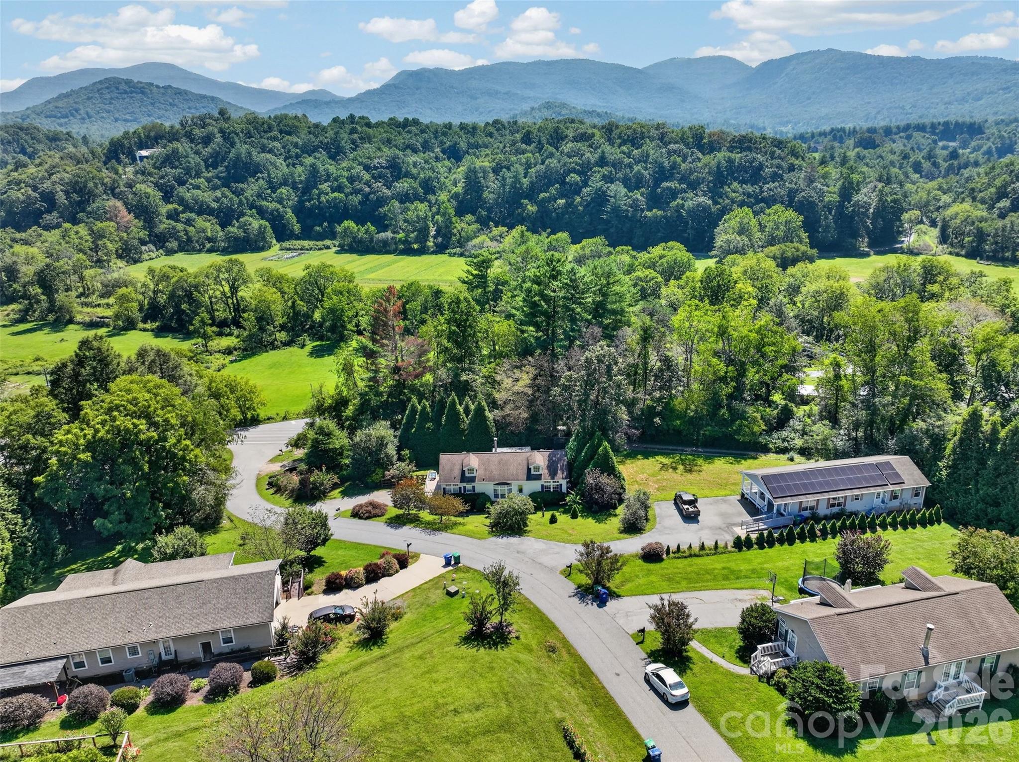 main property photo 34