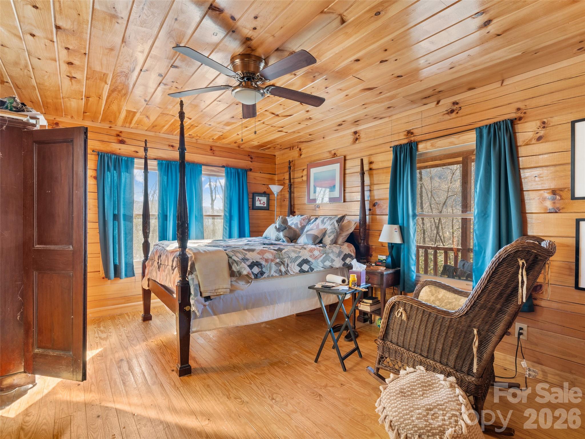 main property photo 19