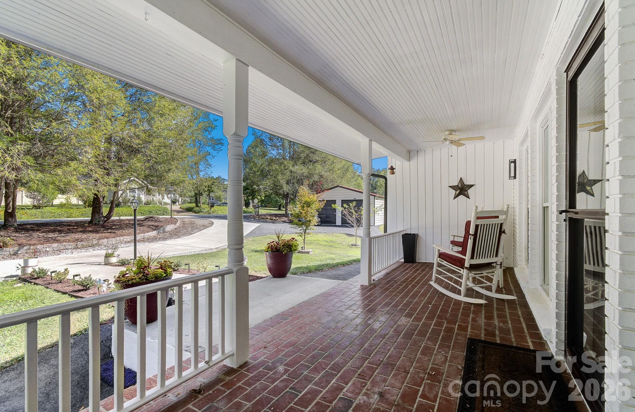 main property photo 45