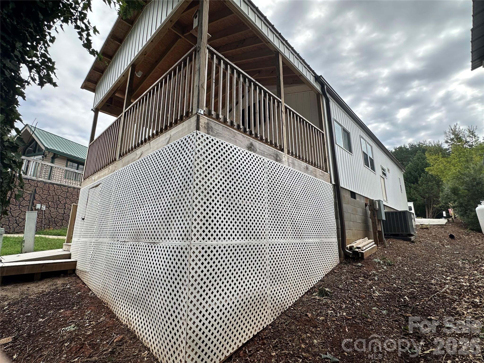 main property photo 23