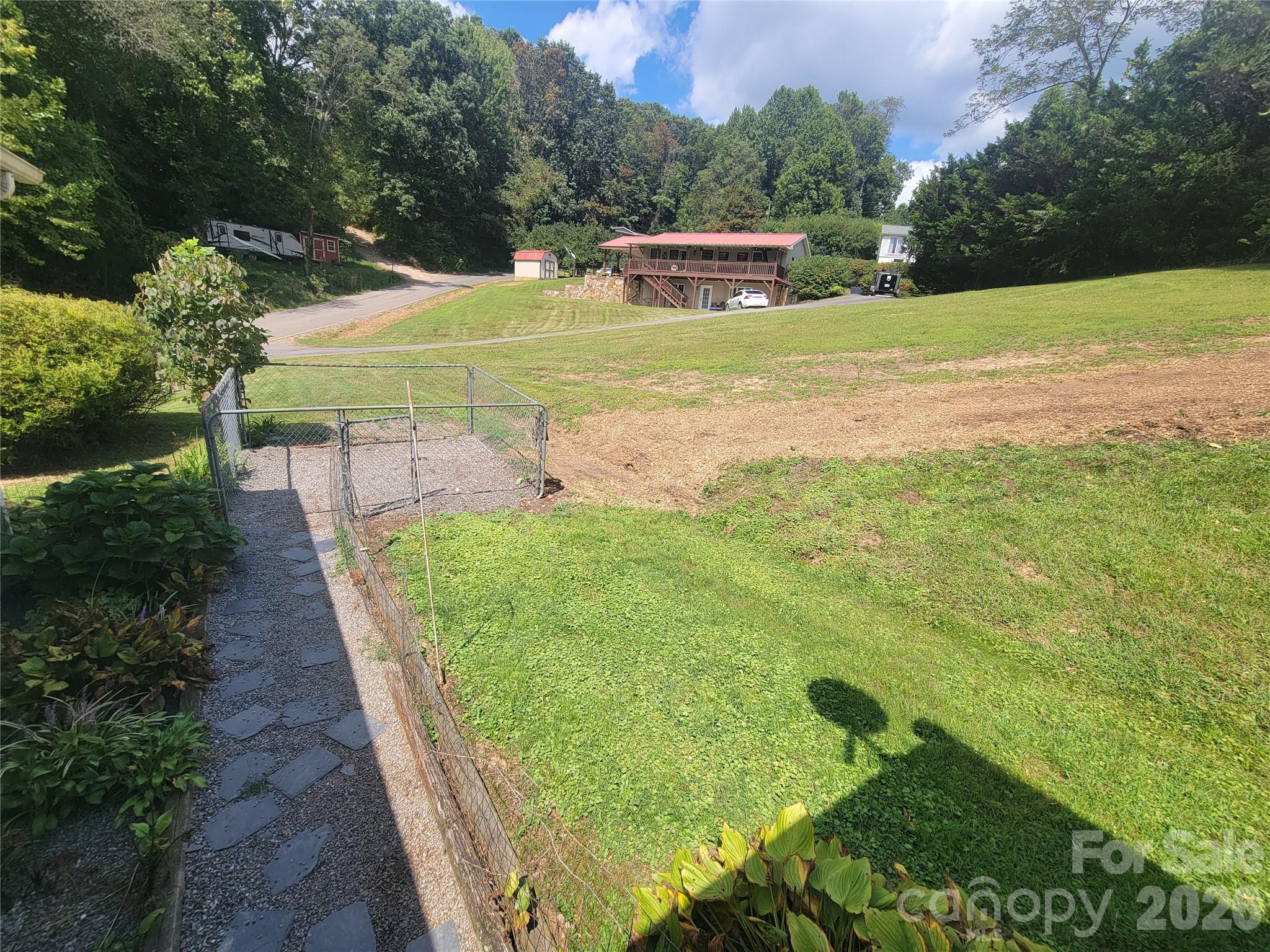 main property photo 10