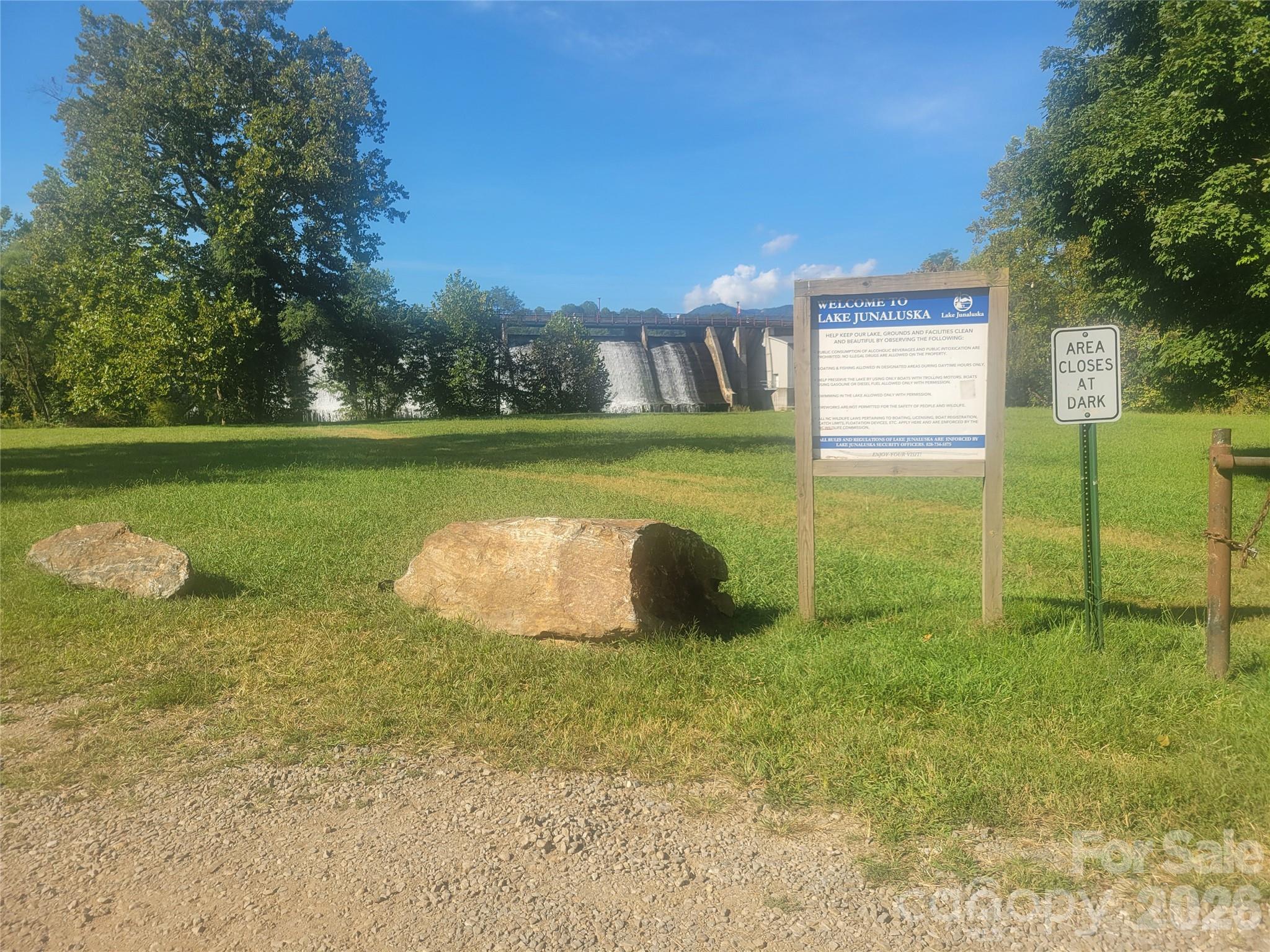main property photo 38