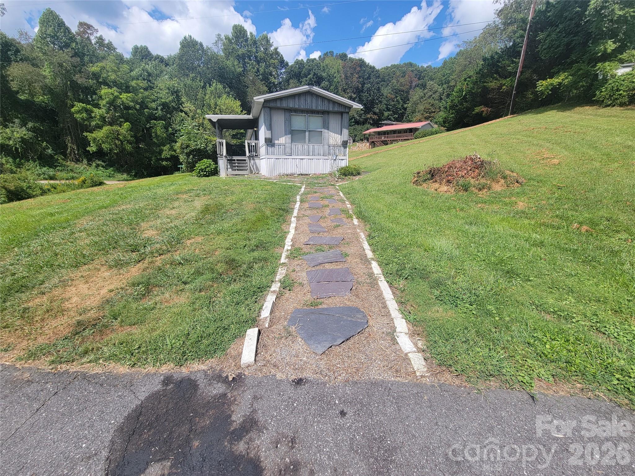 main property photo 7