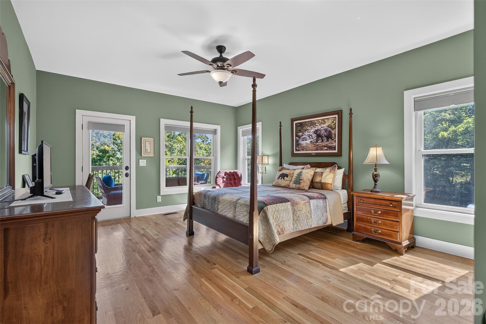 main property photo 25