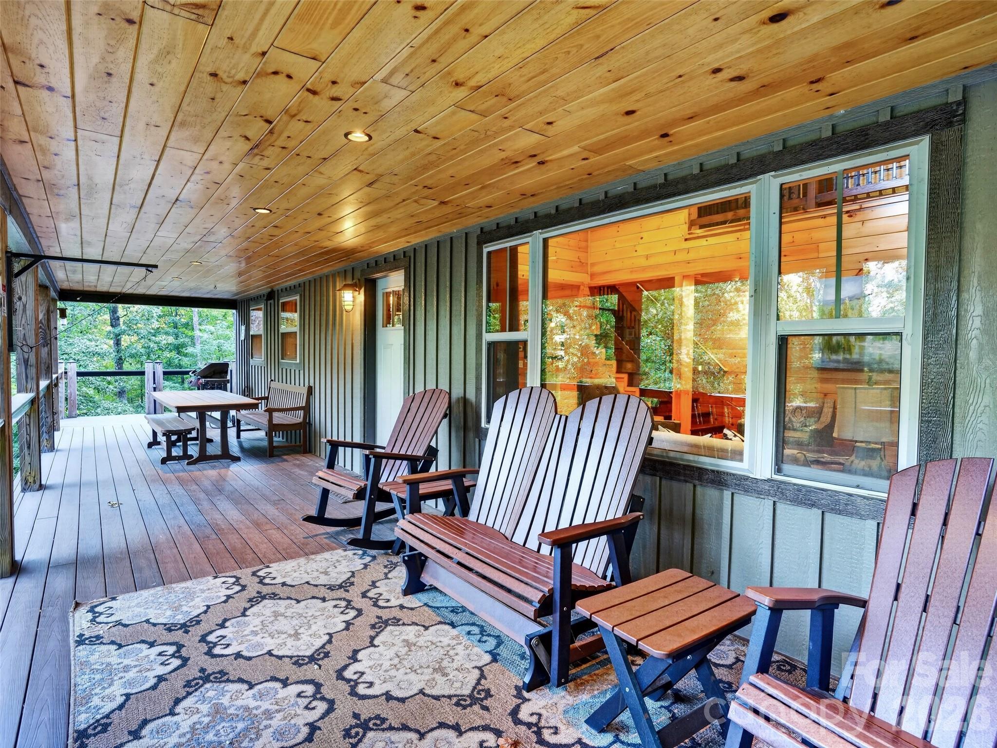 main property photo 37