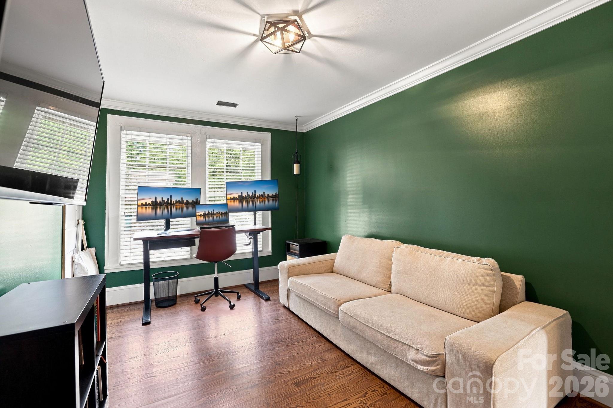 main property photo 36