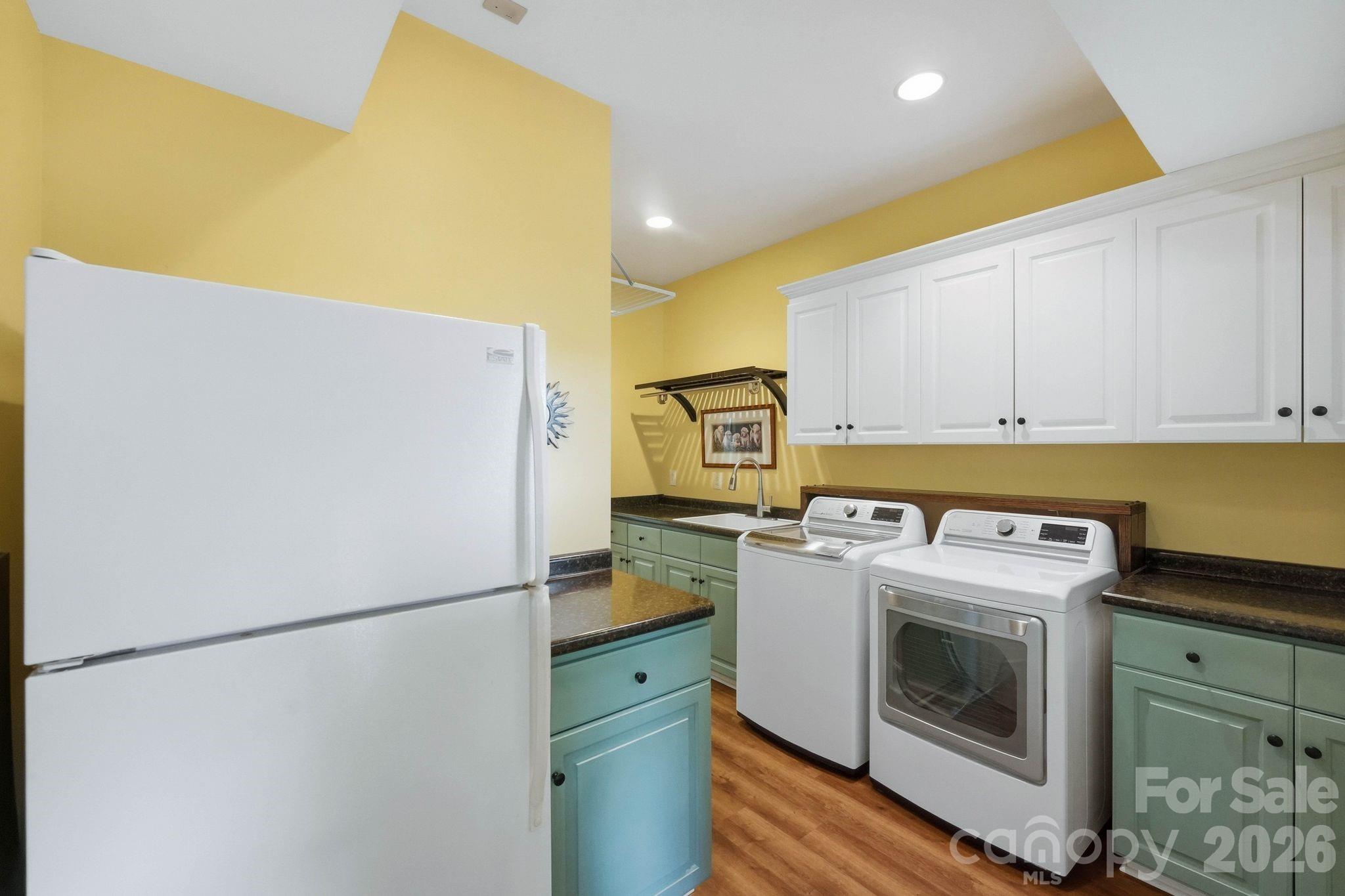 main property photo 43