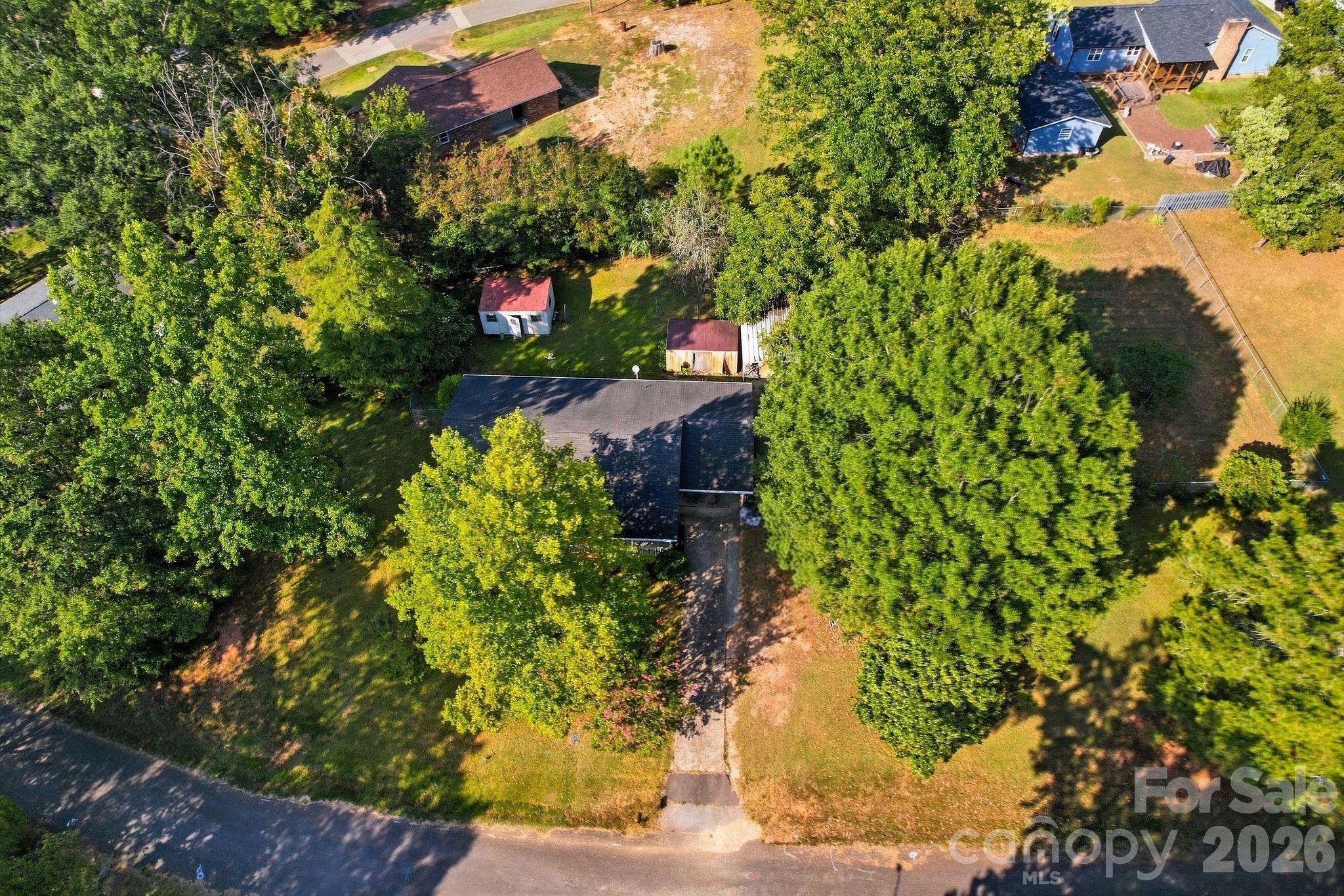 main property photo 34