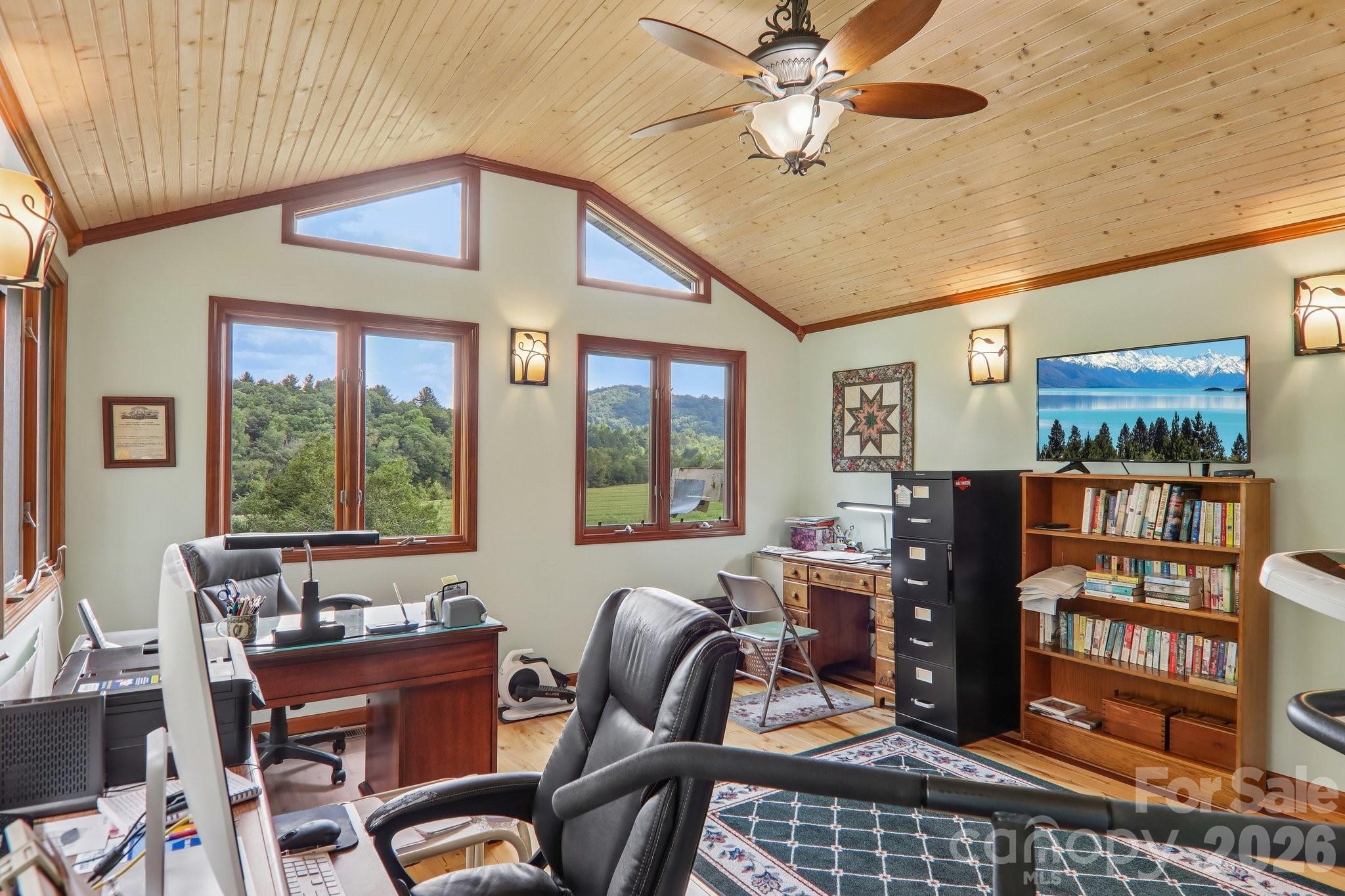 main property photo 26