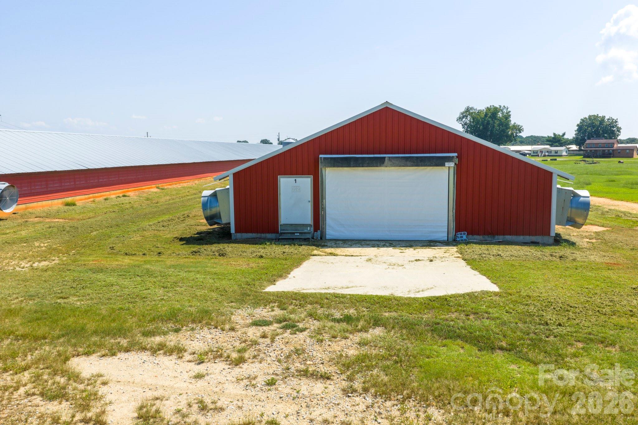main property photo 15