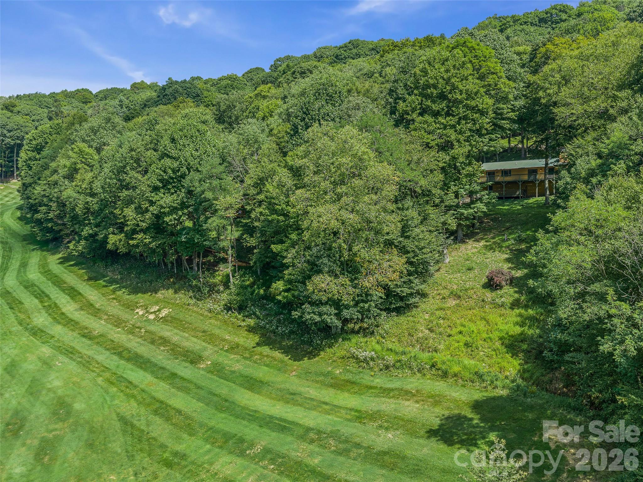 main property photo 28
