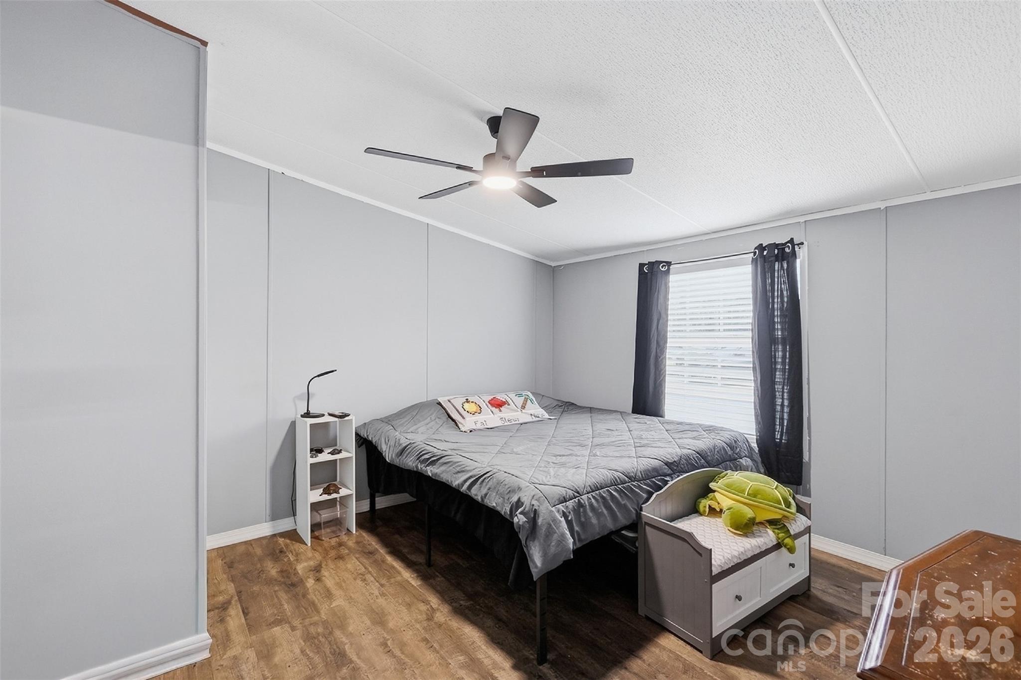 main property photo 19