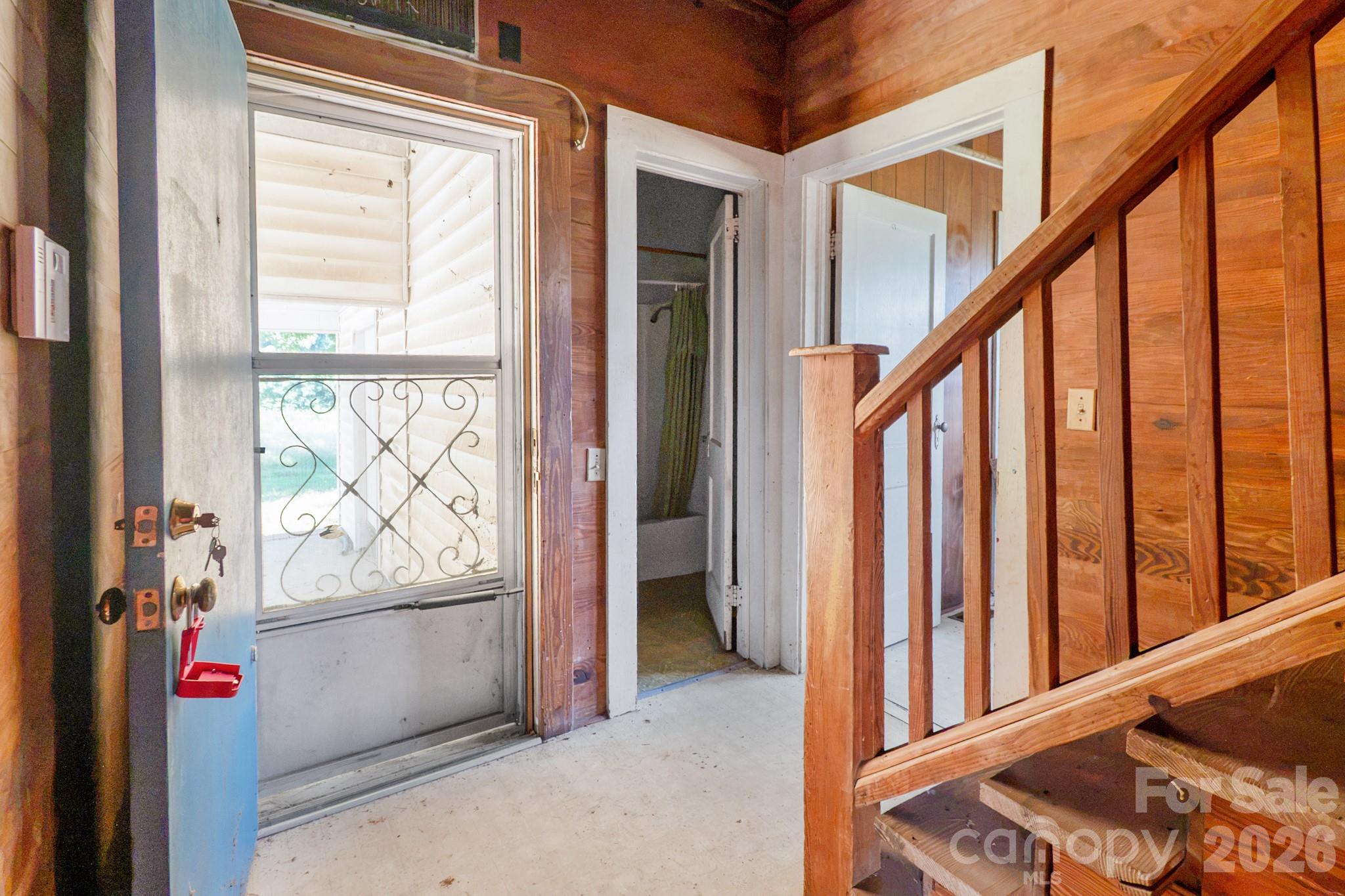main property photo 30