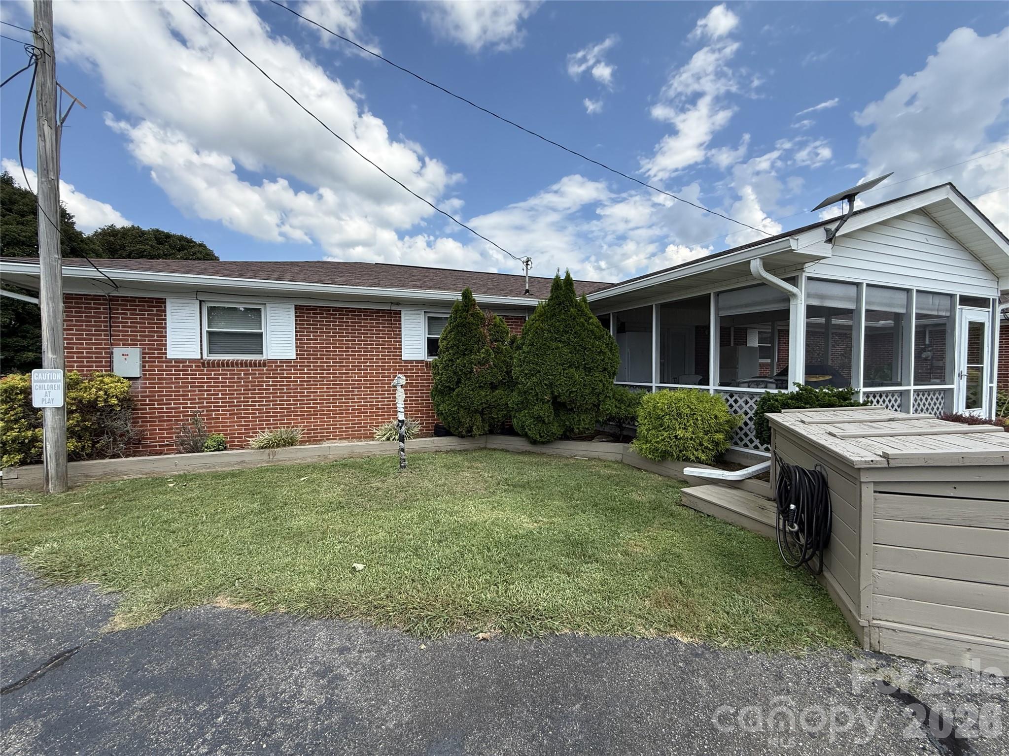 main property photo 4