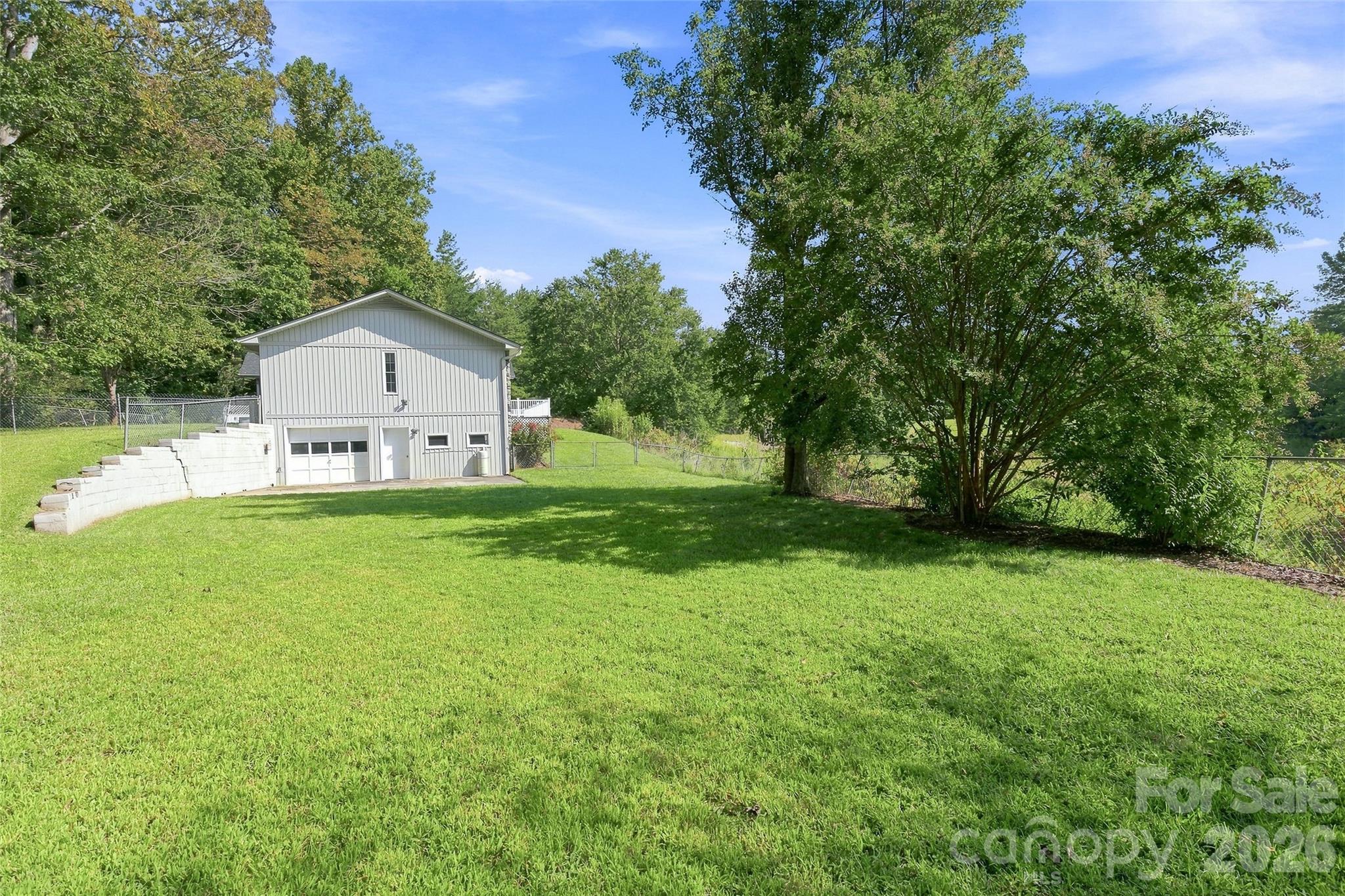 main property photo 41