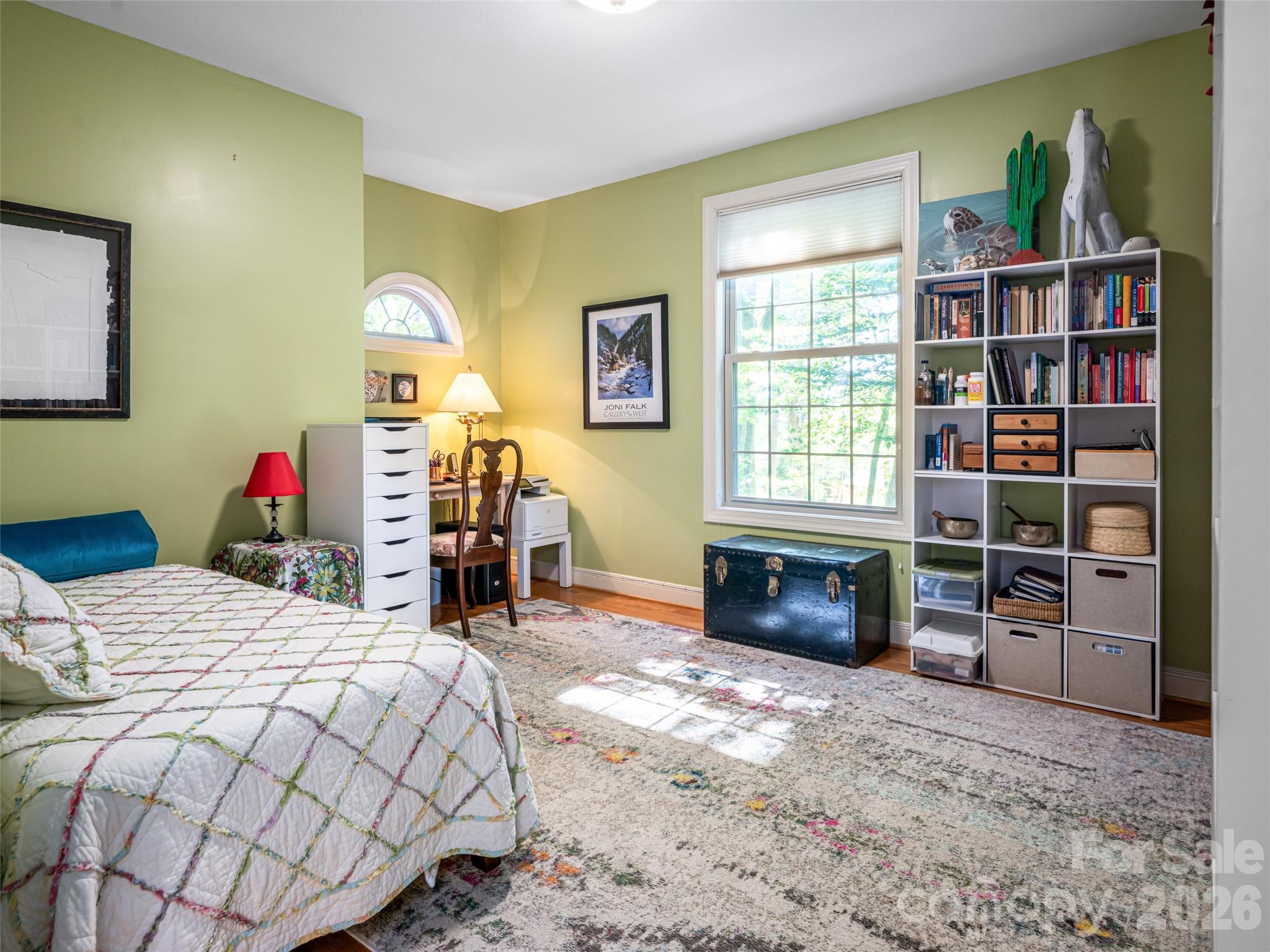 main property photo 30