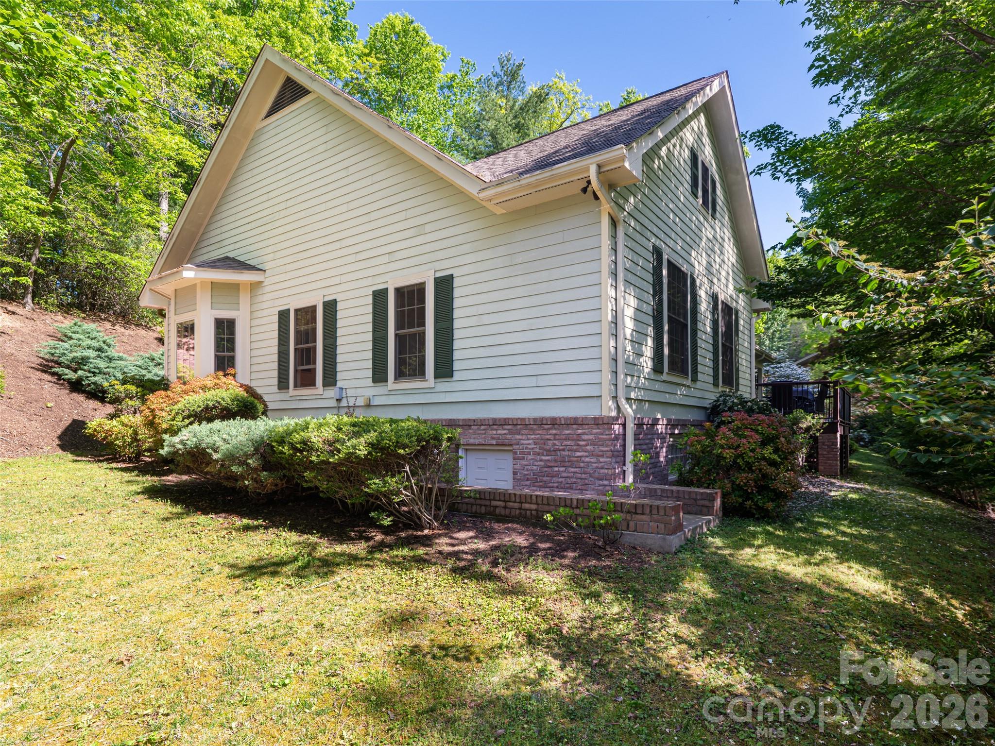 main property photo 41