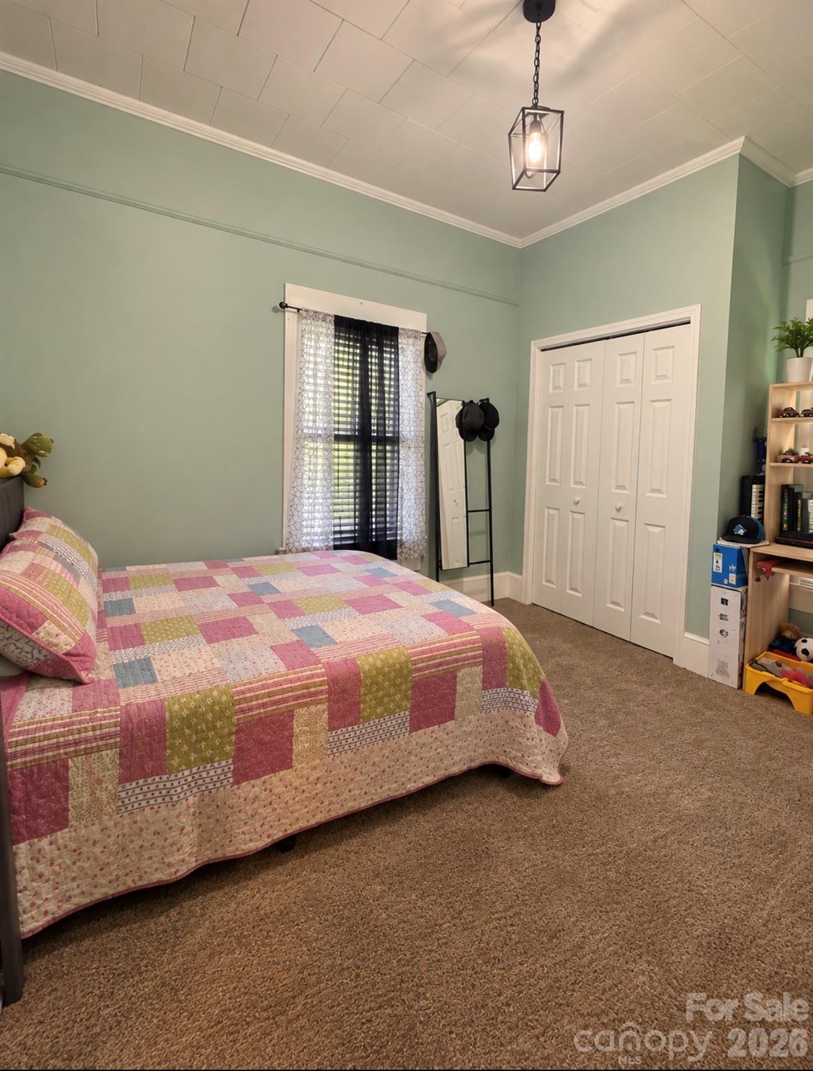 main property photo 9