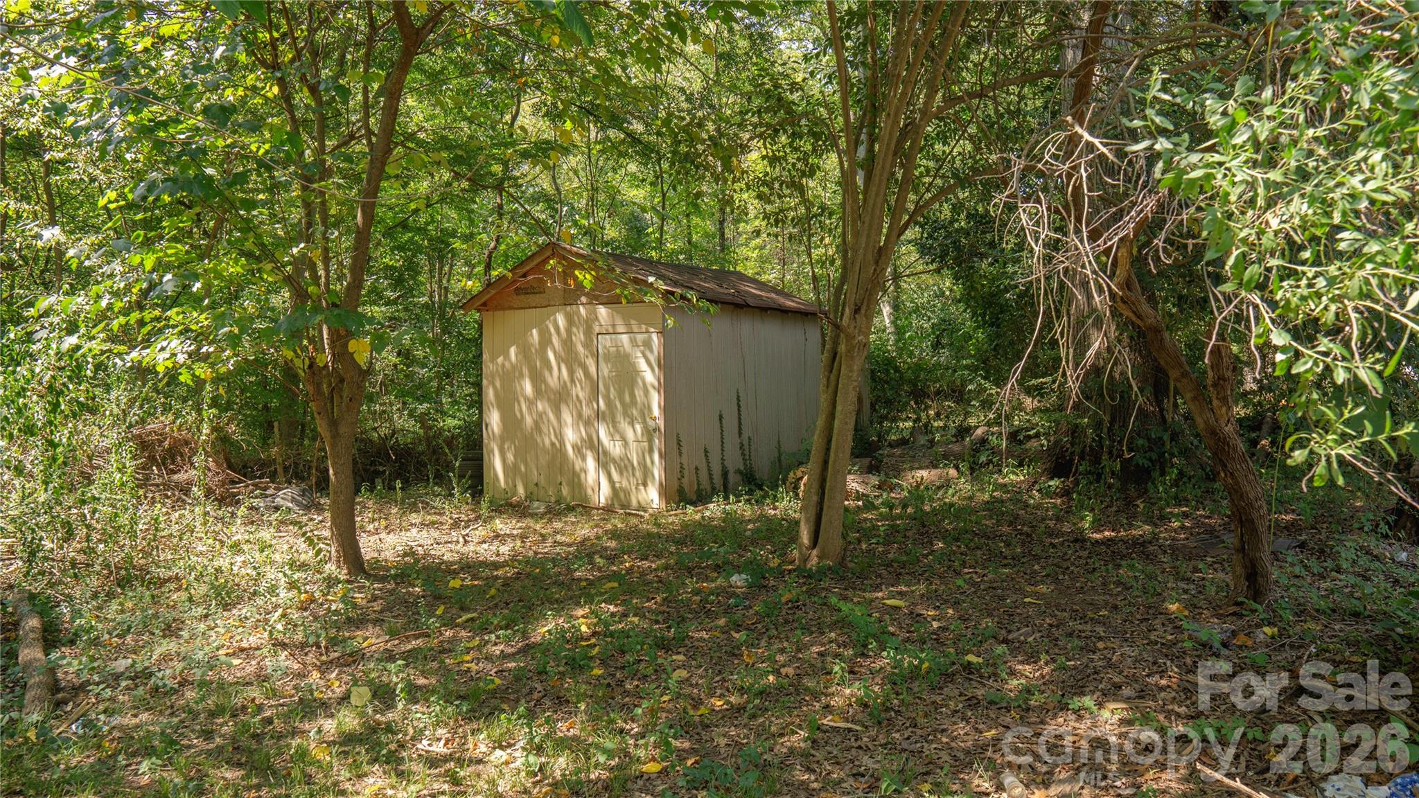 main property photo 15