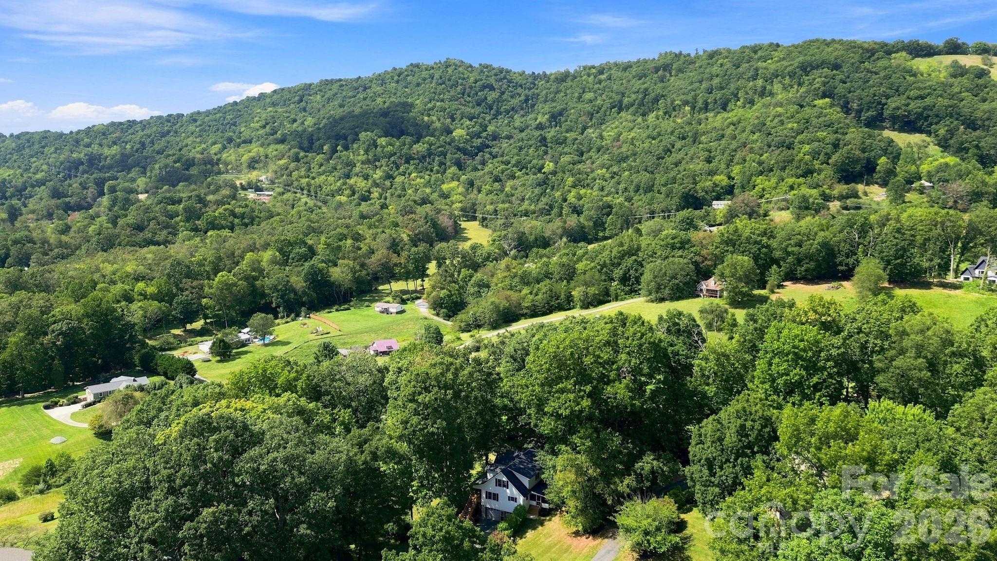 main property photo 40