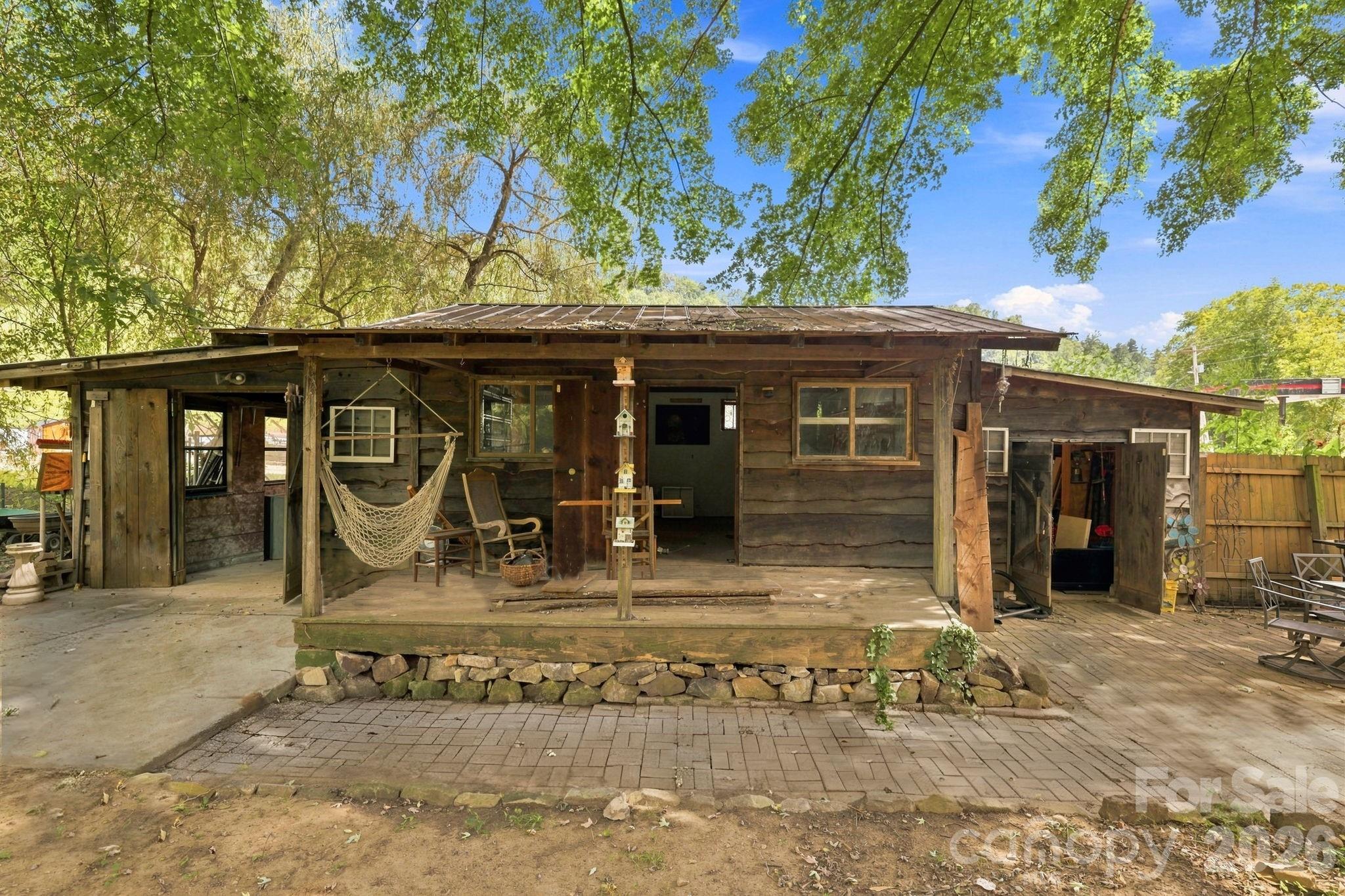 main property photo 27