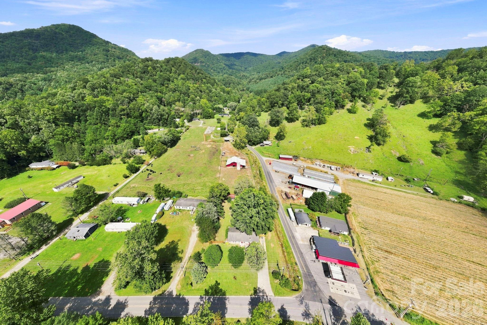 main property photo 29