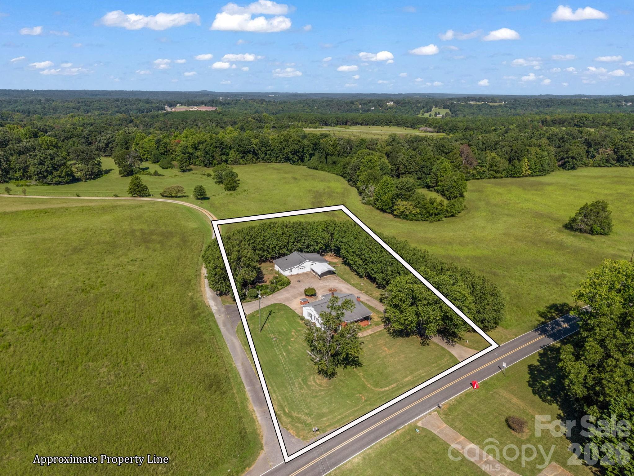 main property photo 7