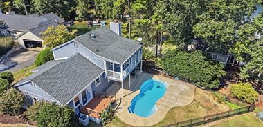 image of property with 4 Bed | 3 Bath | 1,898 Sqft