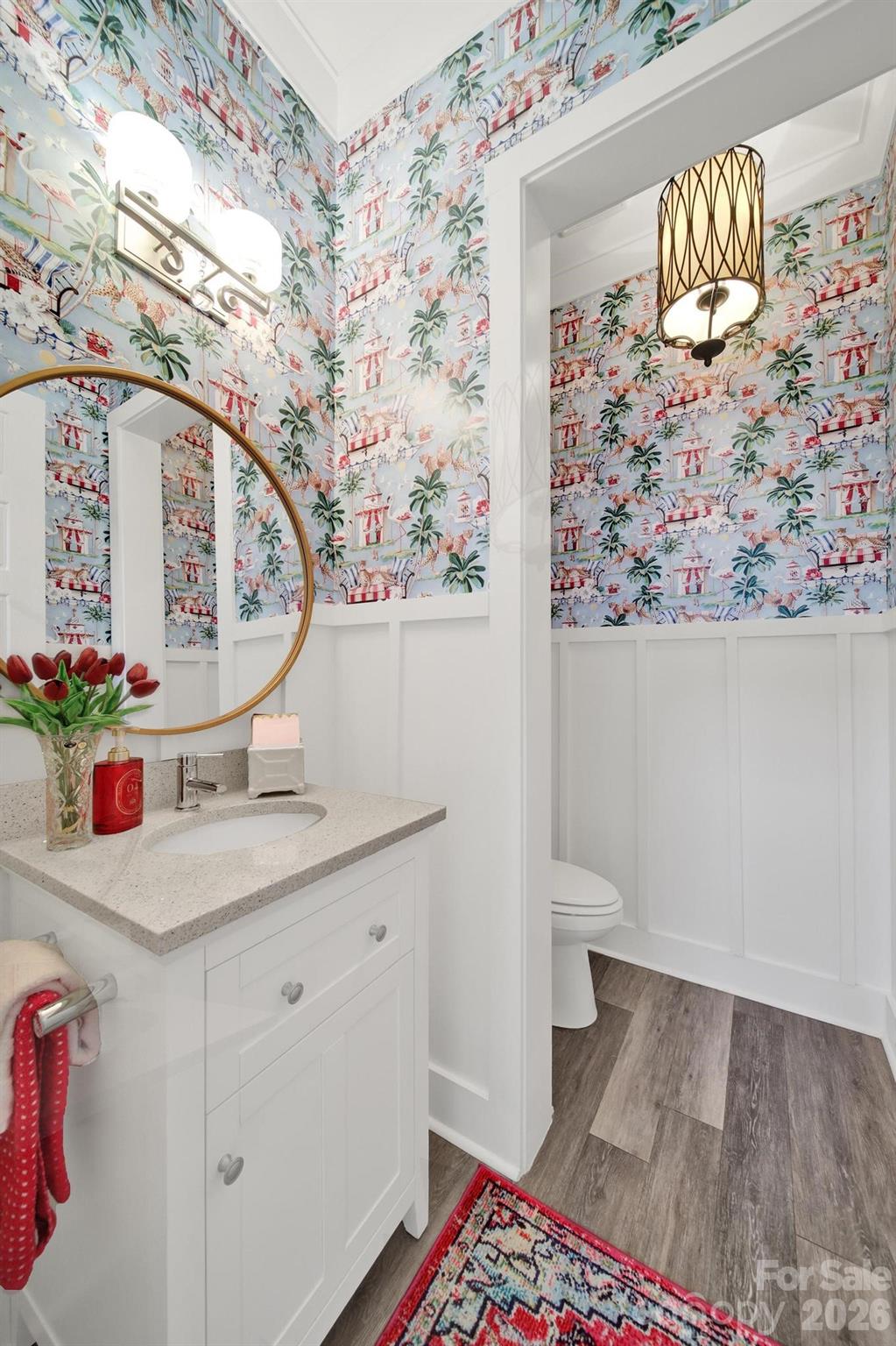 main property photo 8