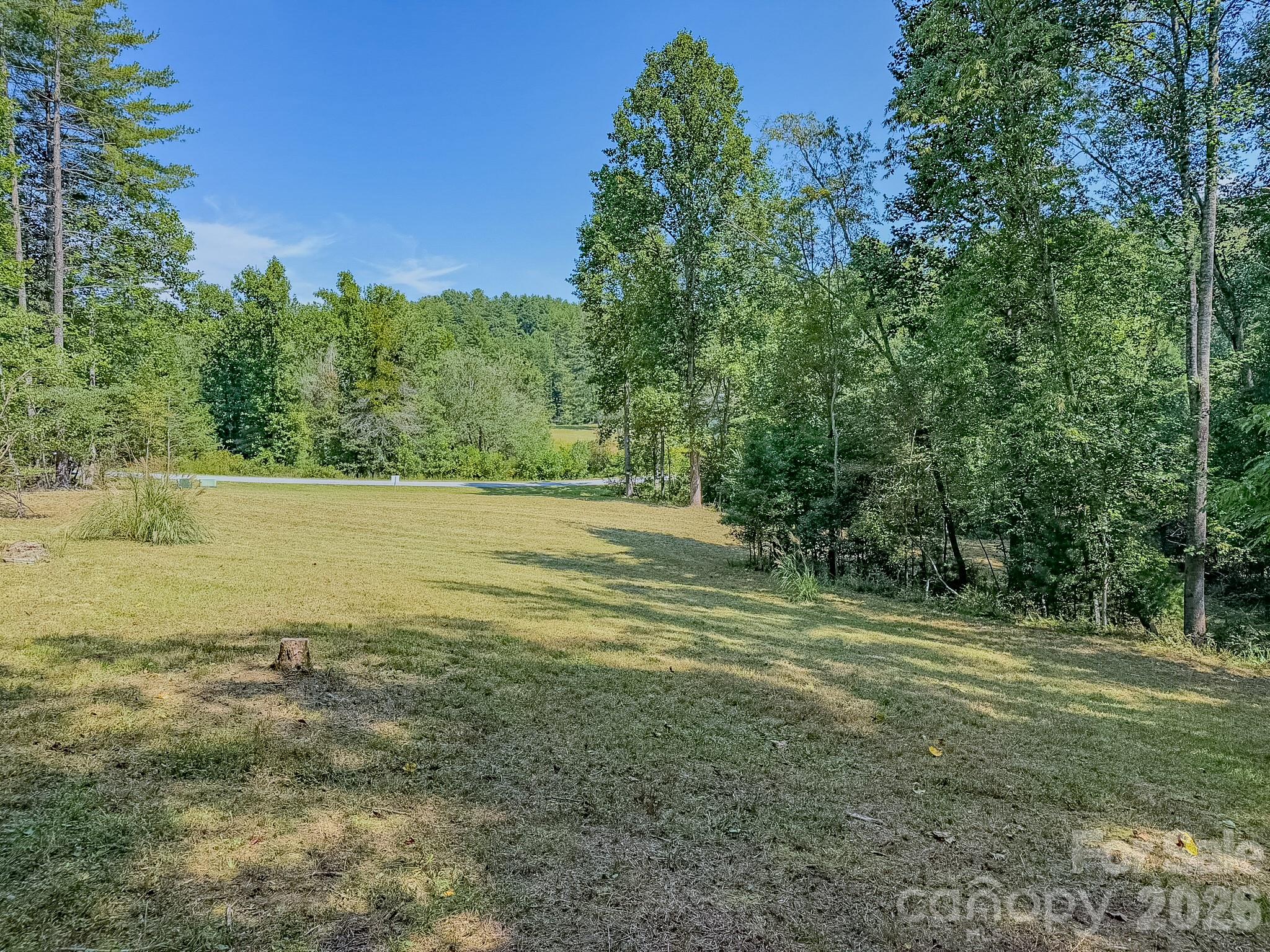 main property photo 10