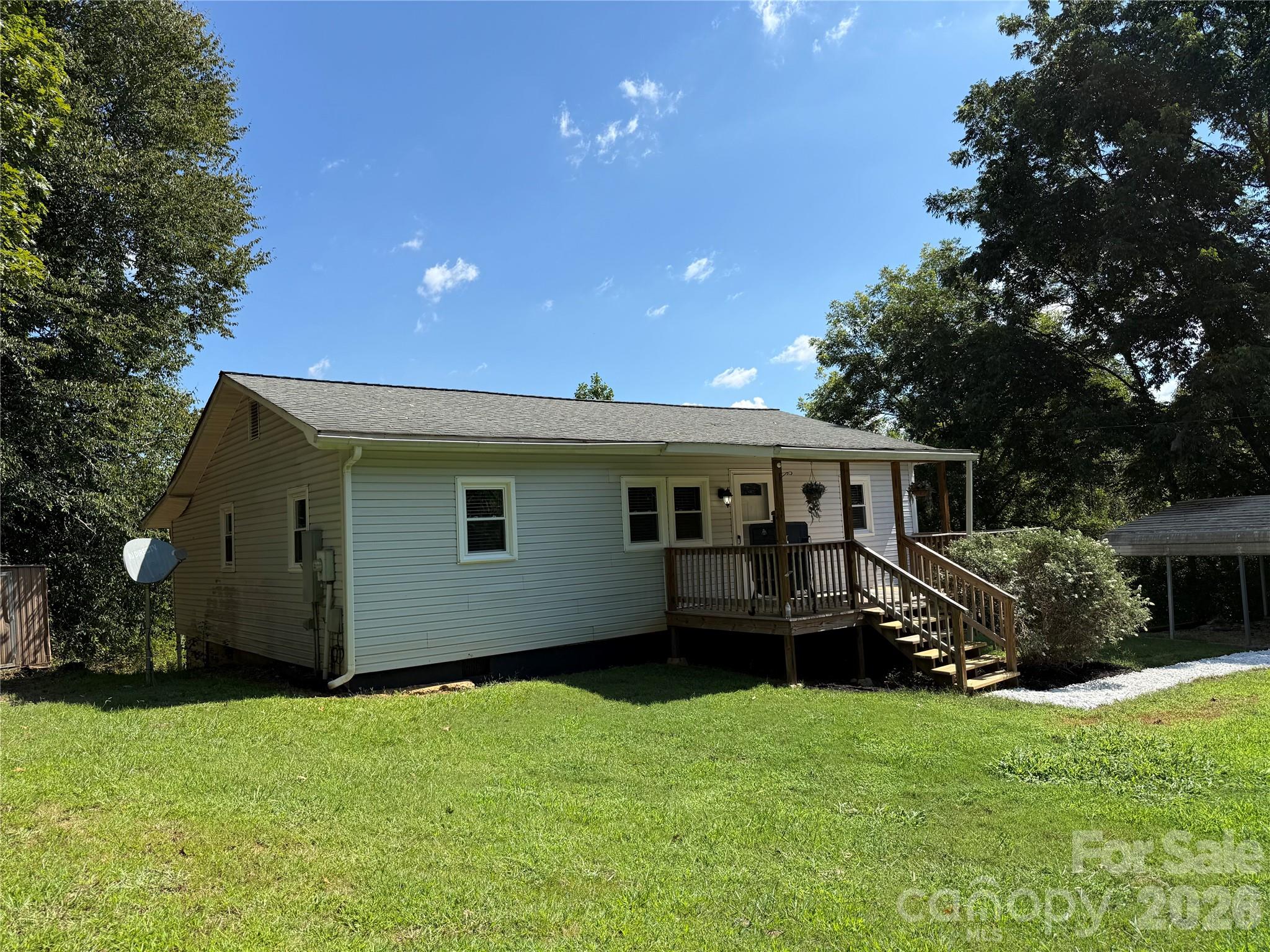 main property photo 33