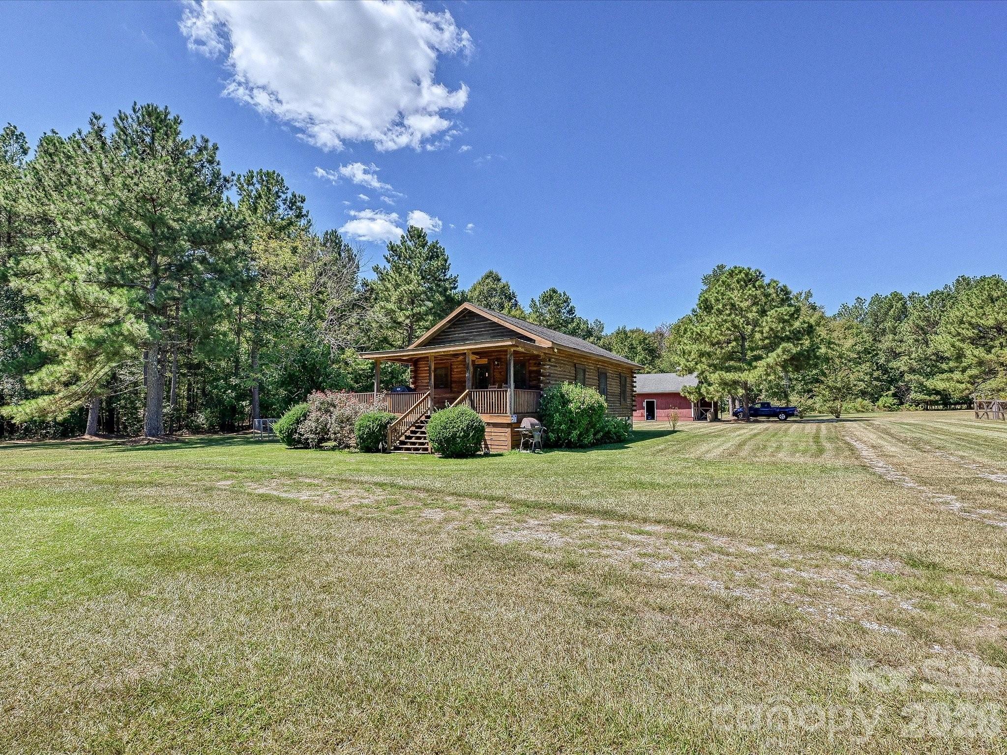 main property photo 13