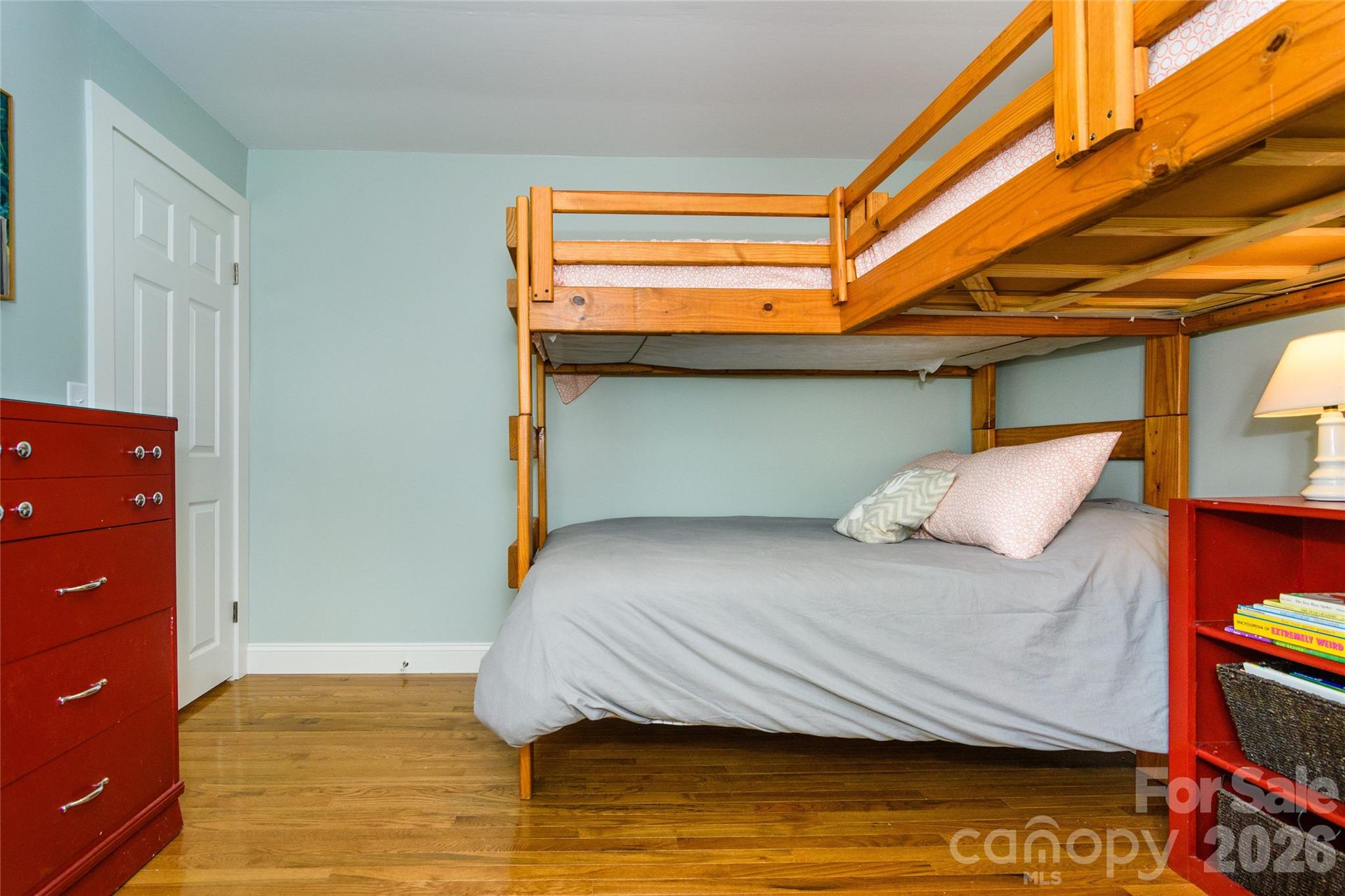 main property photo 14